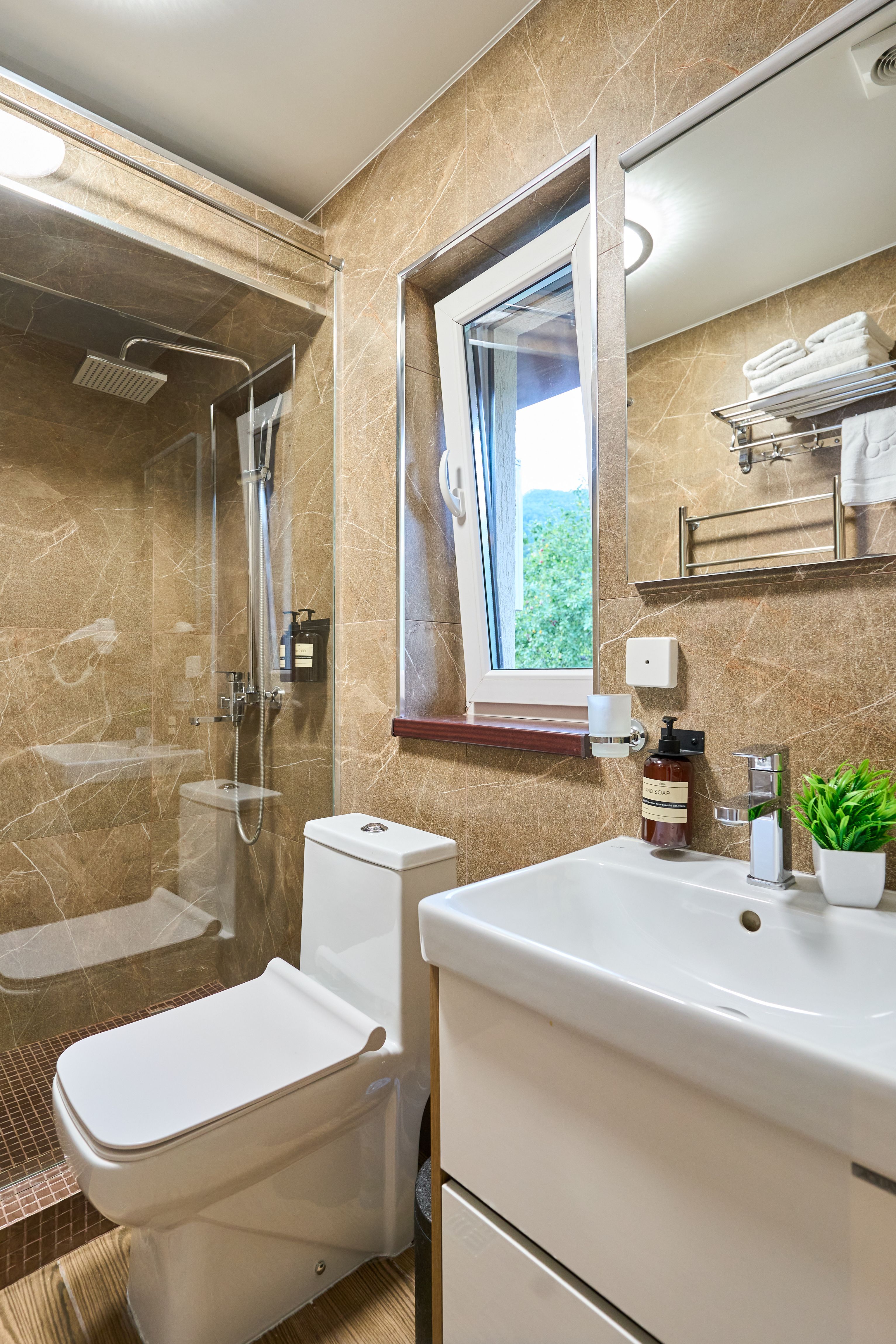 Большой двухместный номер с 1 кроватью