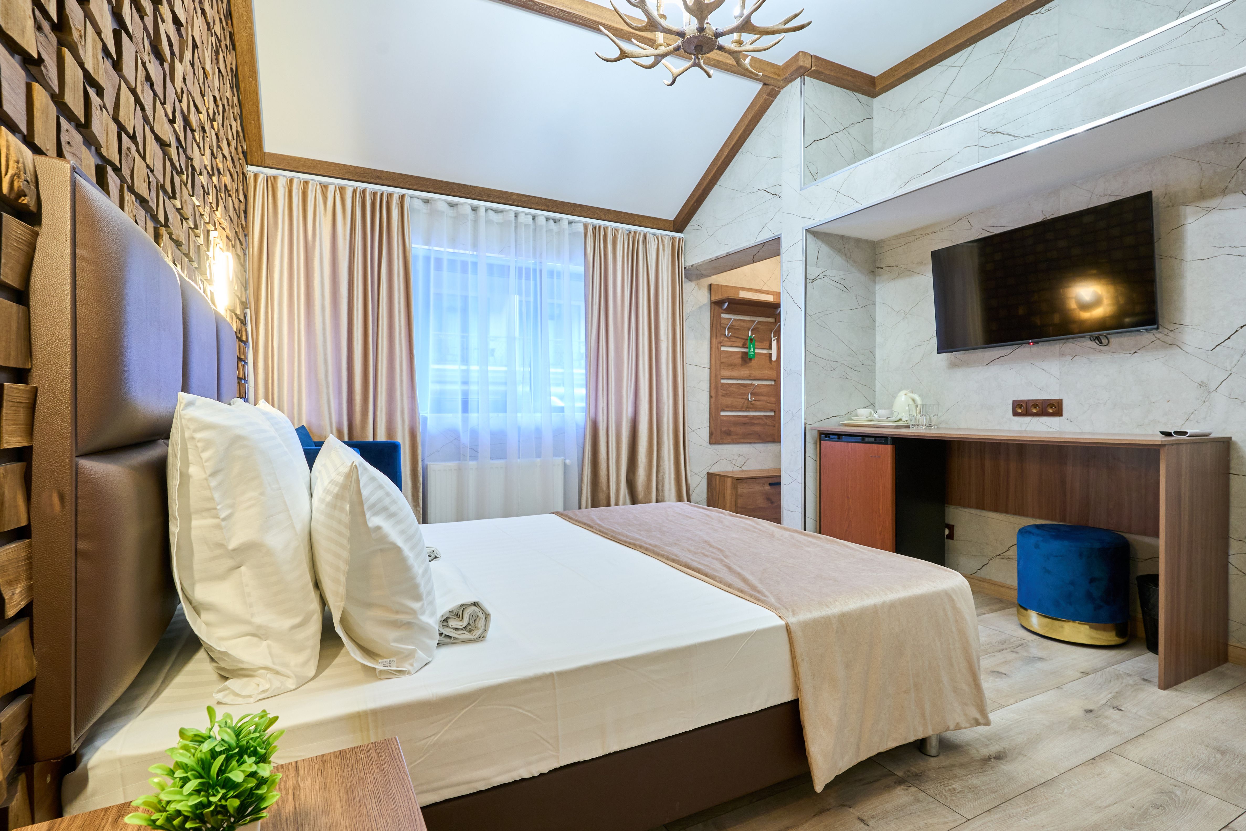 Большой двухместный номер с 1 кроватью