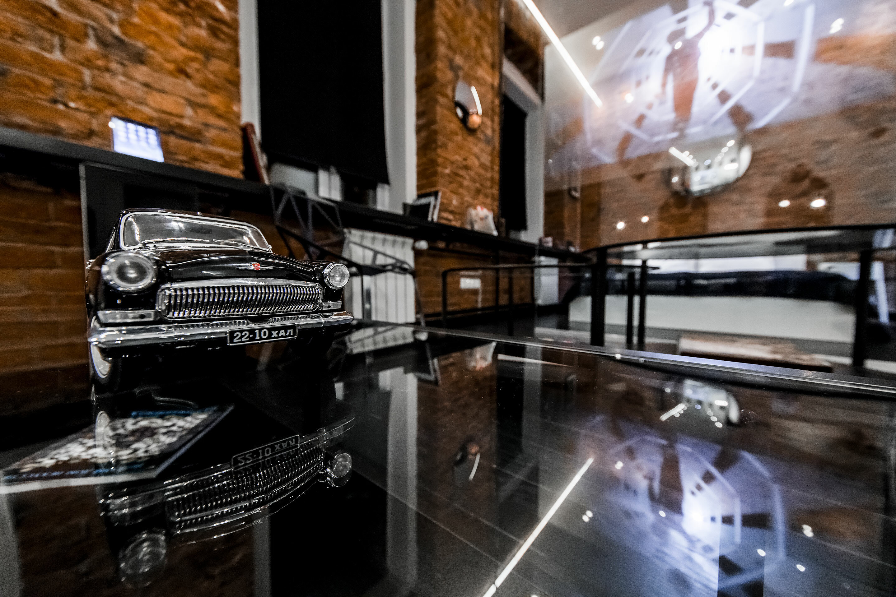 Номер-студия с кроватью размера «queen-size»