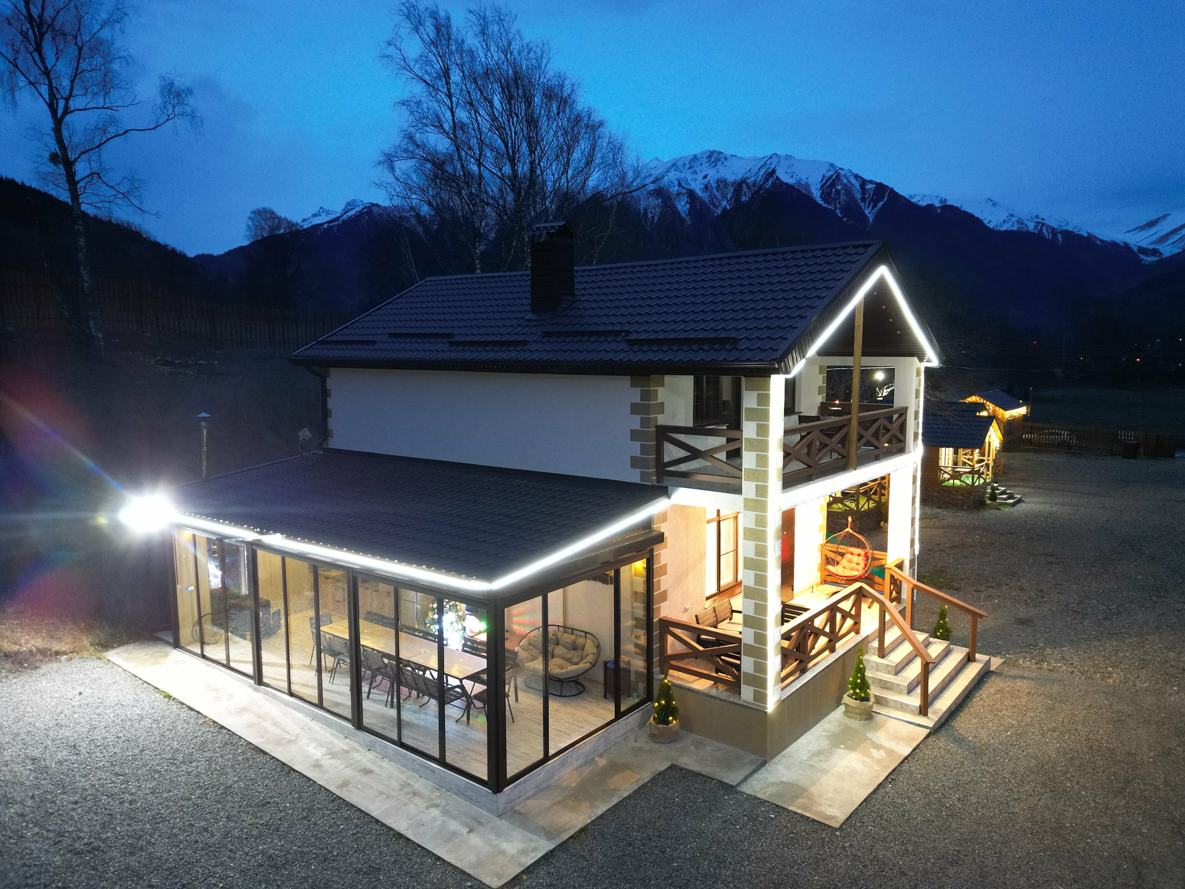 Коттедж с видом на горы