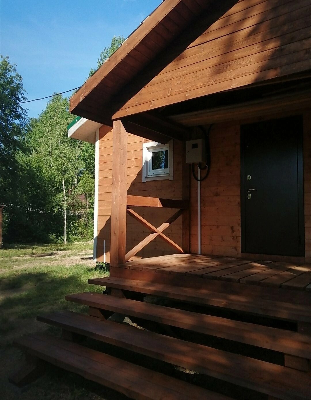 Семейный номер с видом на озеро