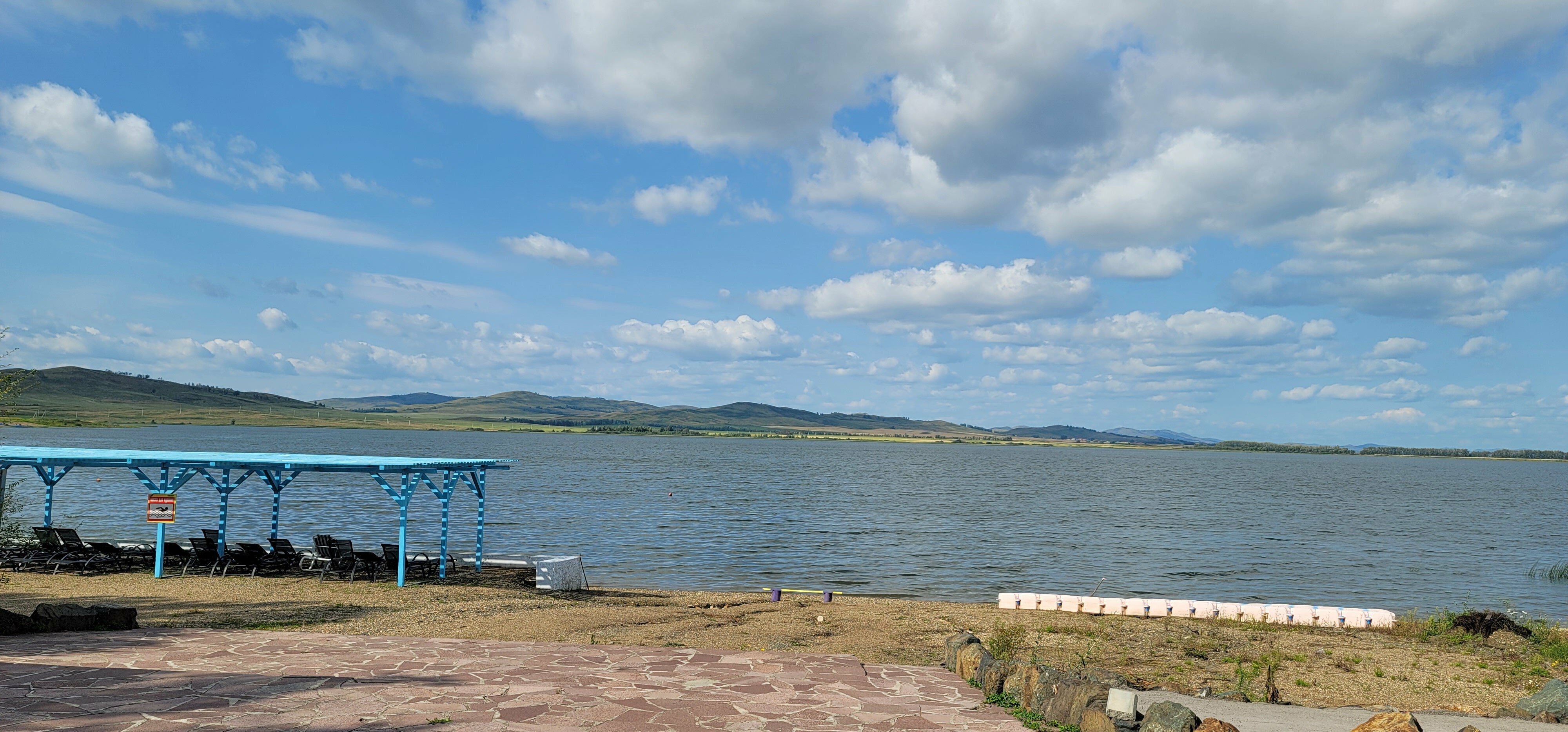 Номер-студия с видом на озеро