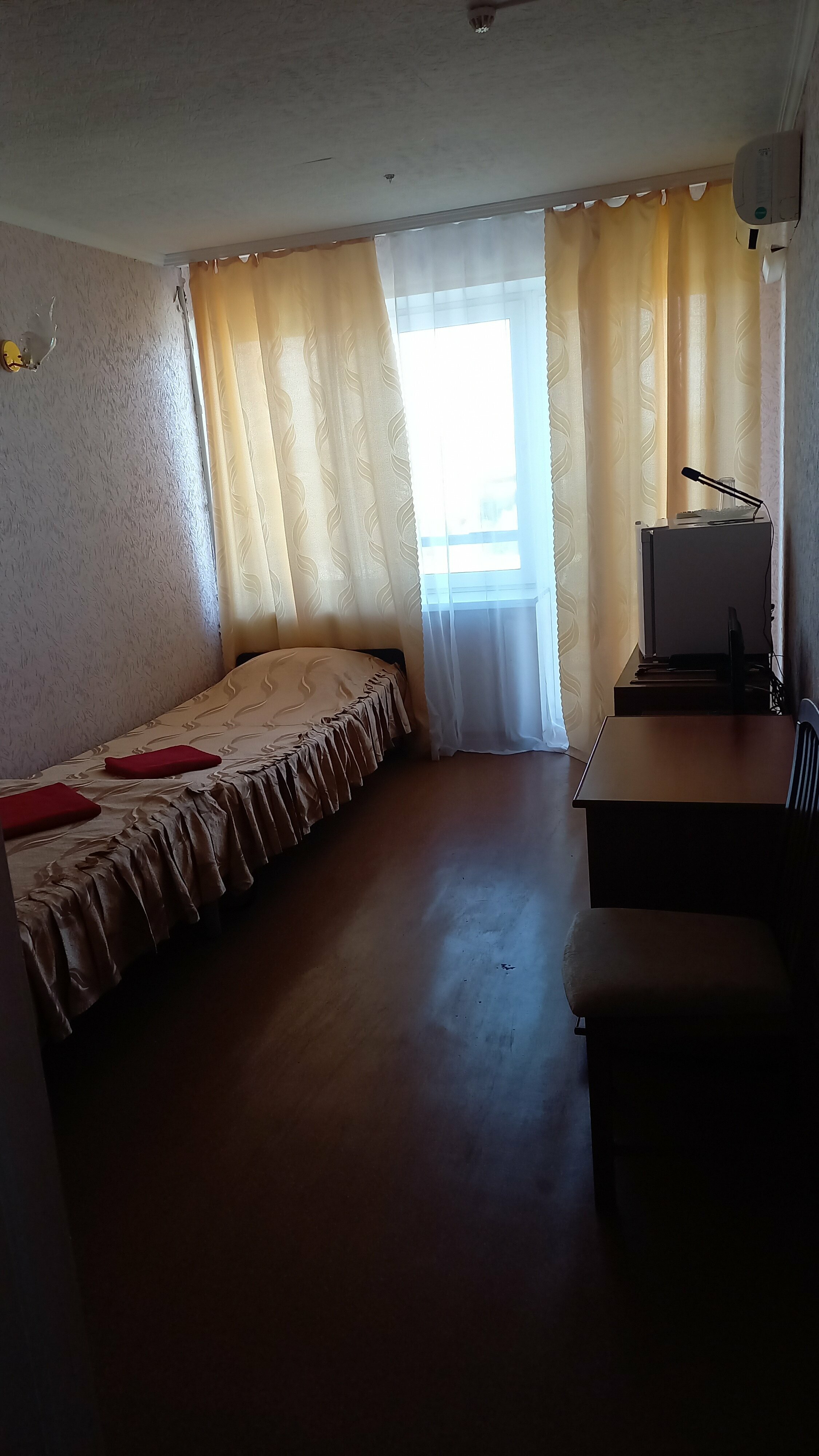 Двухместный номер с 2 отдельными кроватями и ванной