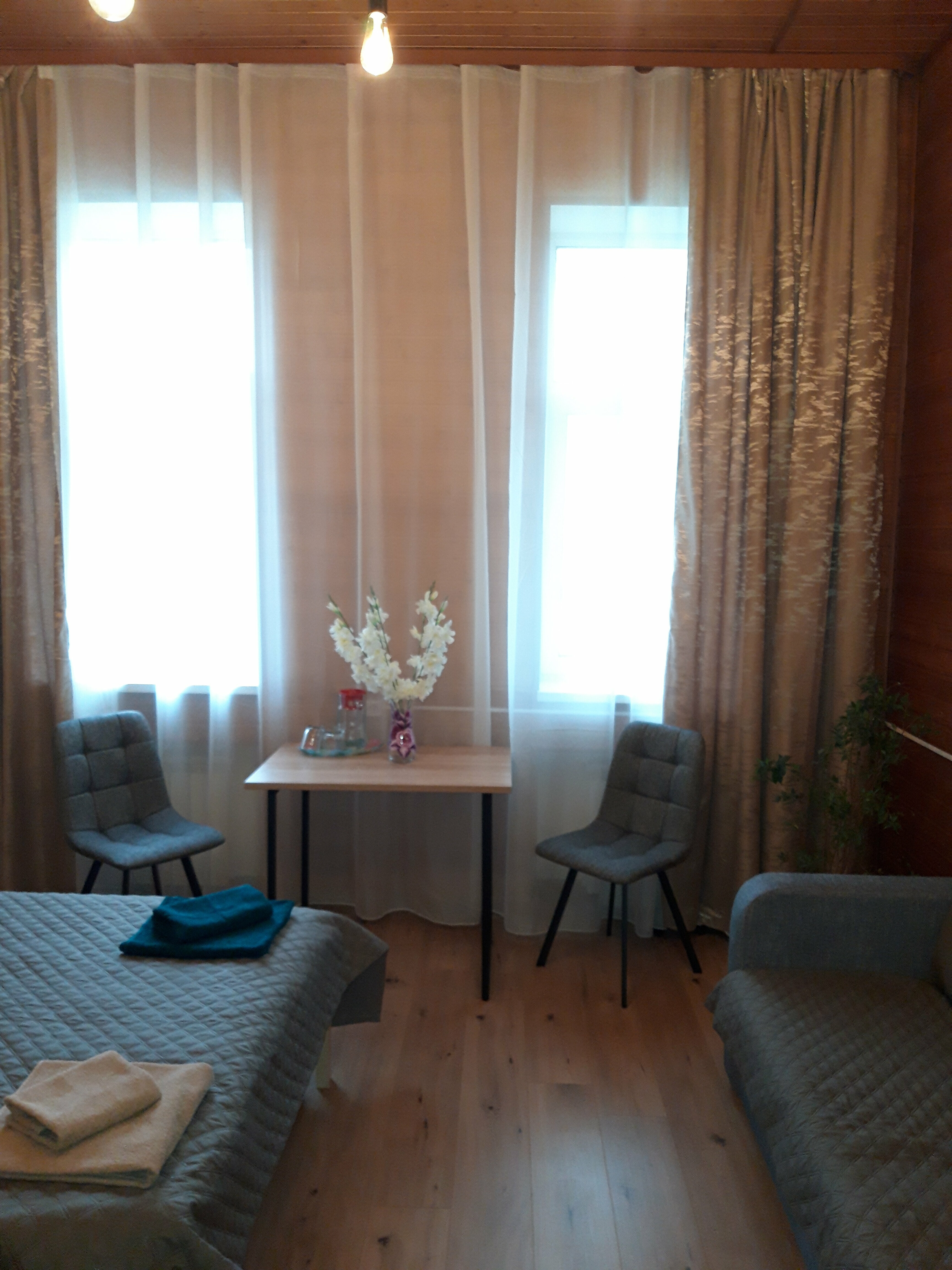 Cемейный номер с собственной ванной комнатой