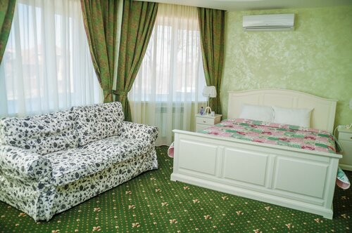 Номер стандарт премиум с 1 двуспальной кроватью (с завтраком)