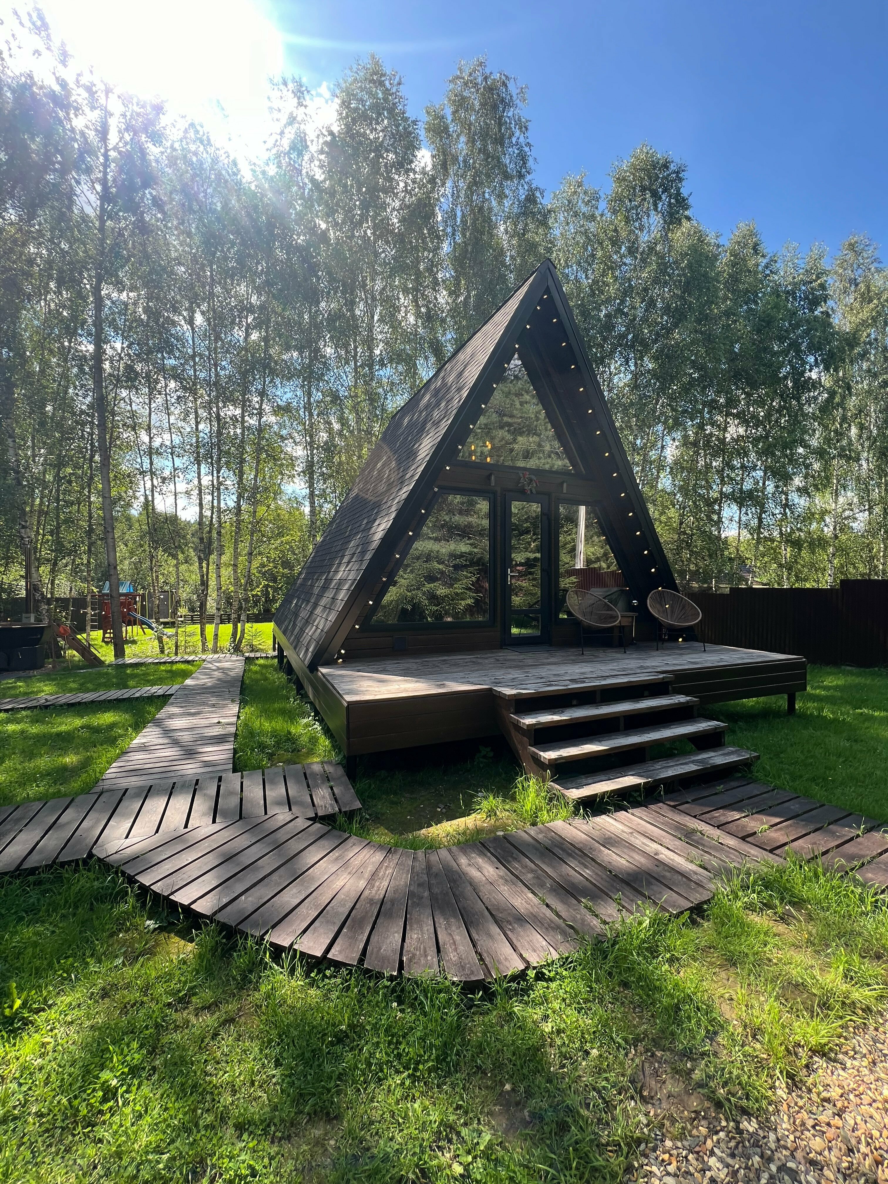 Дом с видом на лес