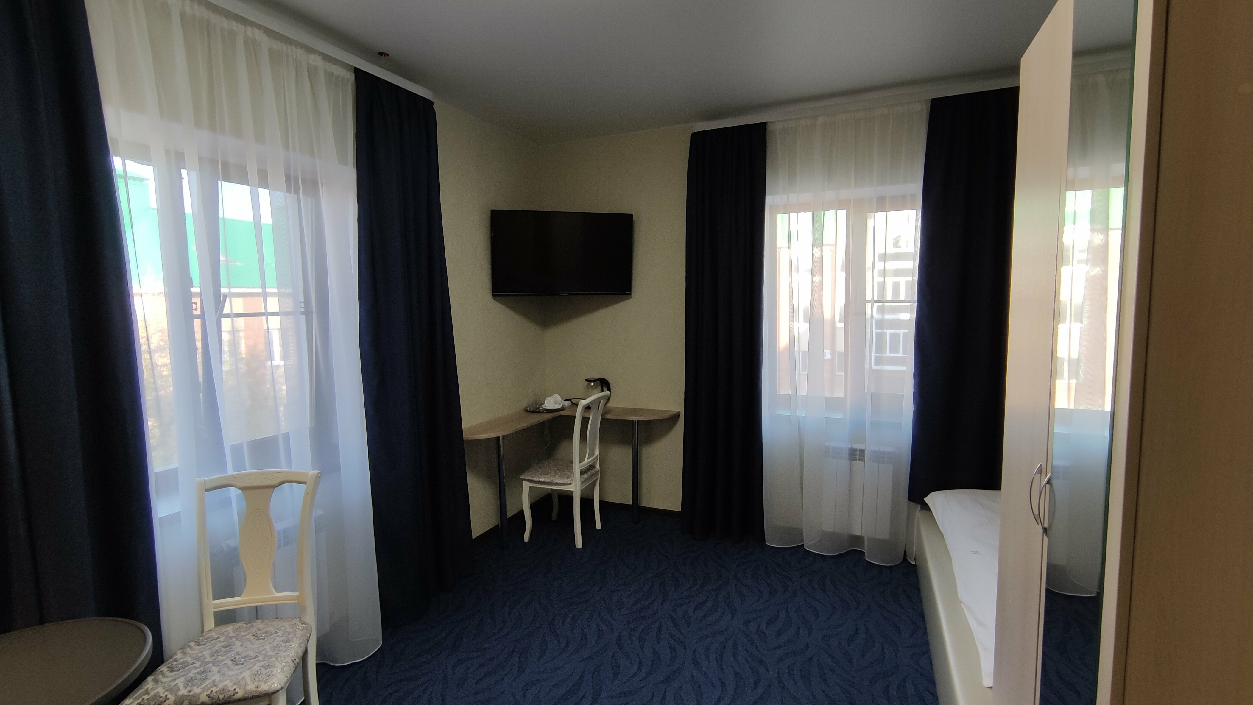 Улучшенный номер с кроватью размера «queen-size»