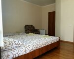 Номер эконом семейный с 3 односпальными кроватями в Мята