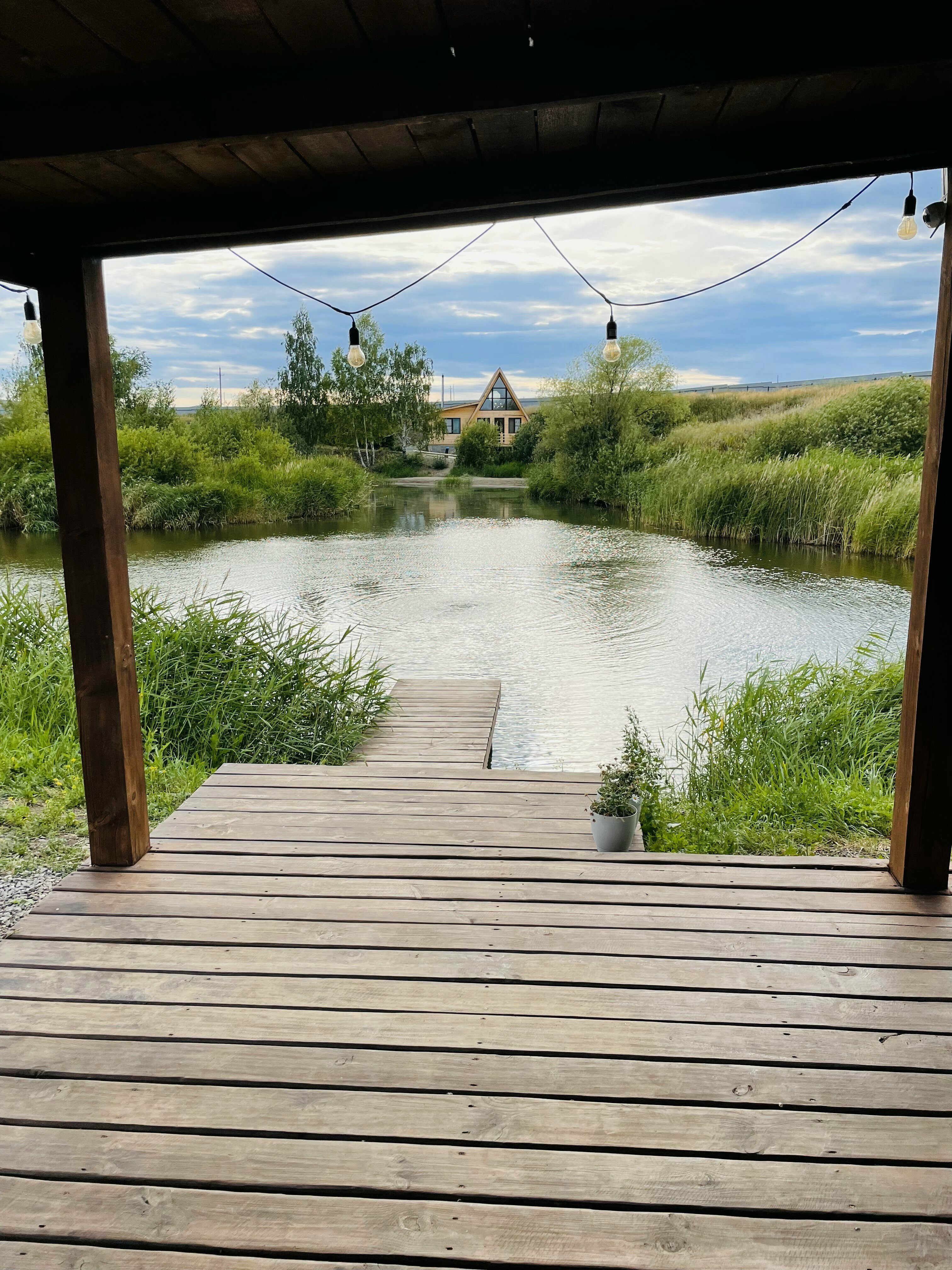 Дом с видом на озеро