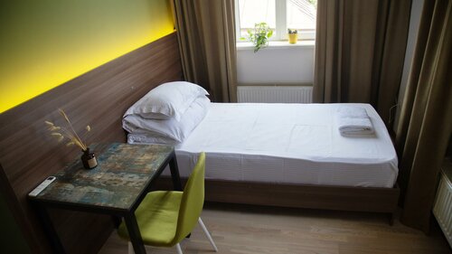 Номер стандарт с 1 односпальной кроватью в People Hostel & Suites