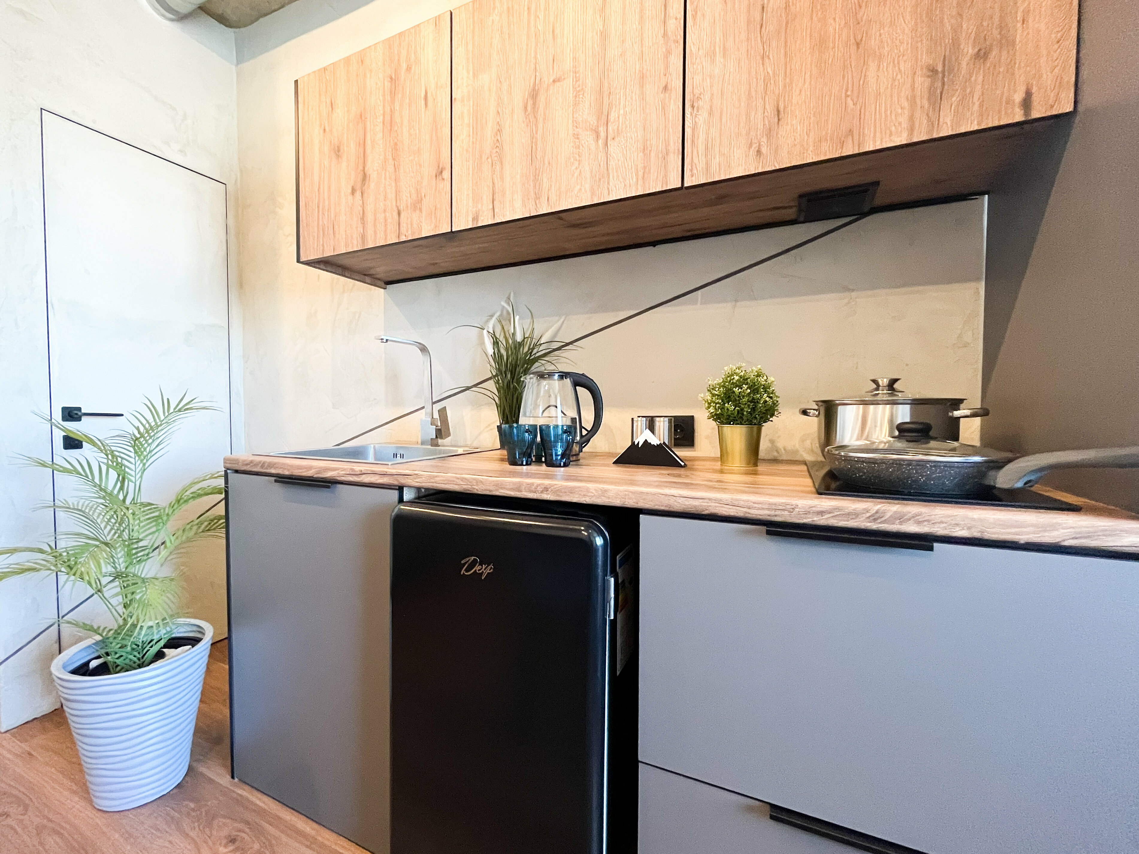 Номер-студия с диваном-кроватью