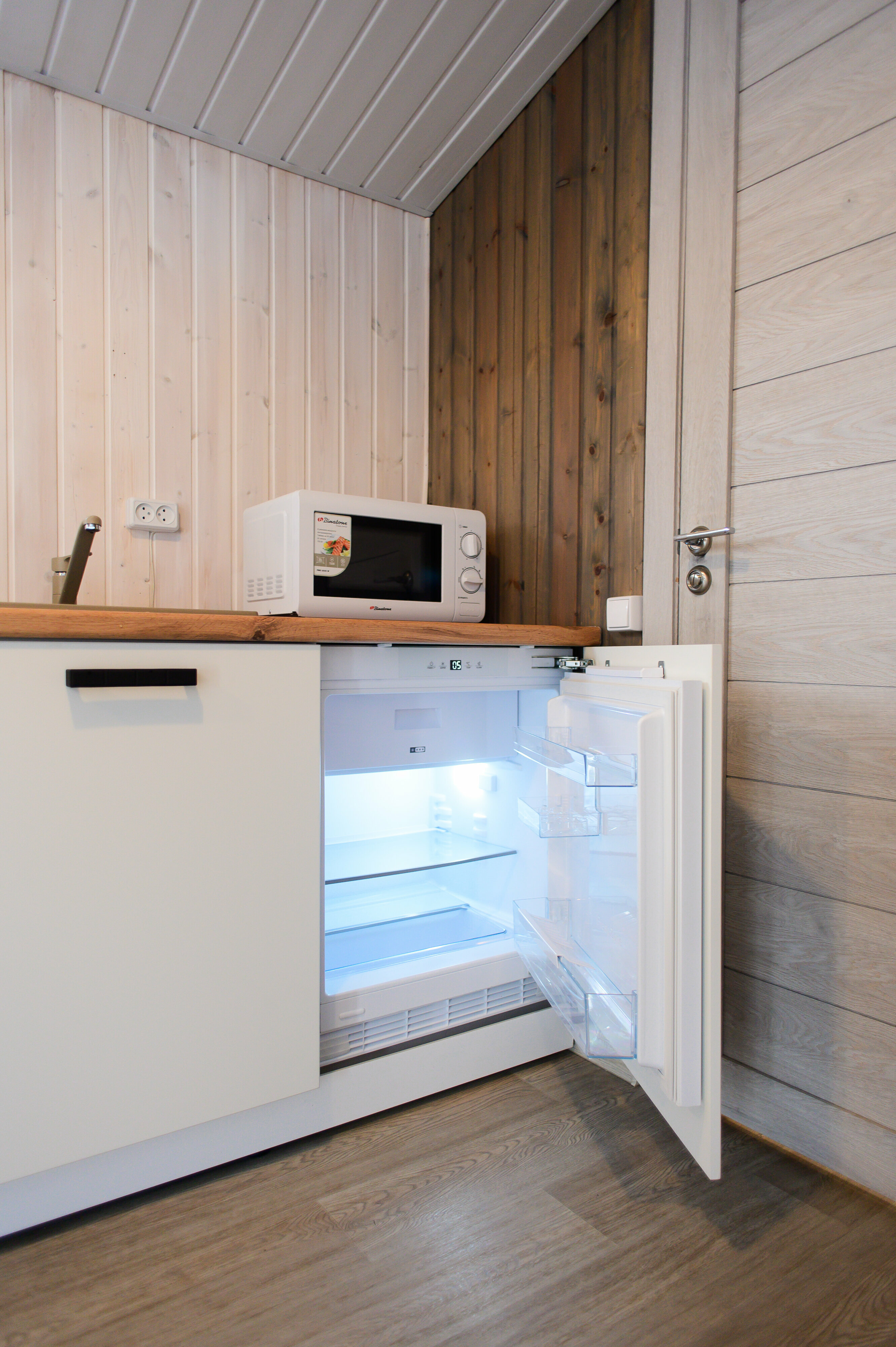 Семейный номер с видом на сад