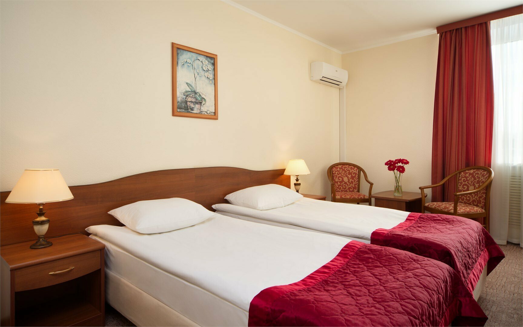 Стандарт Улучшенный с двумя раздельными кроватями