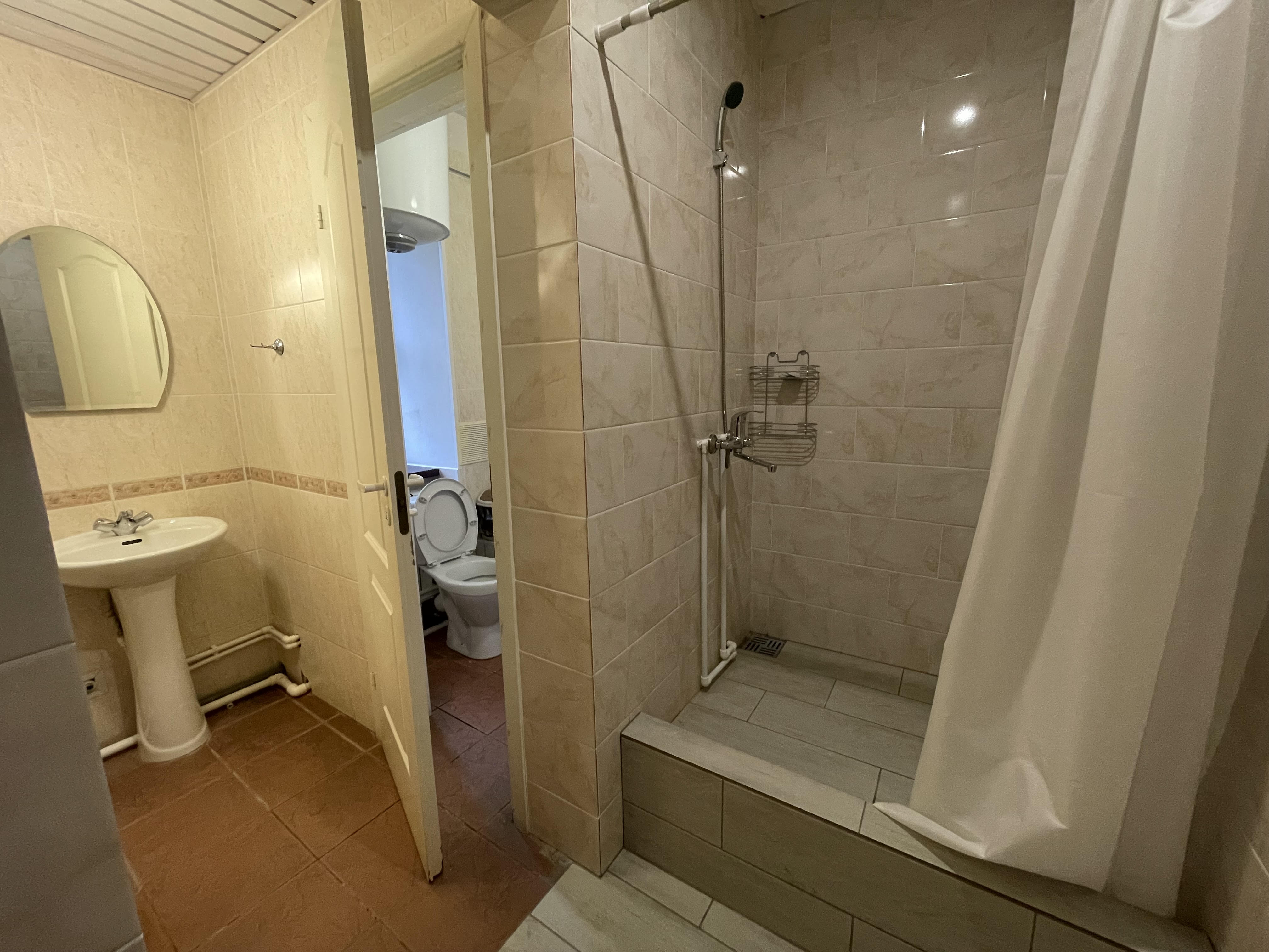 Небольшой двухместный номер с 1 кроватью