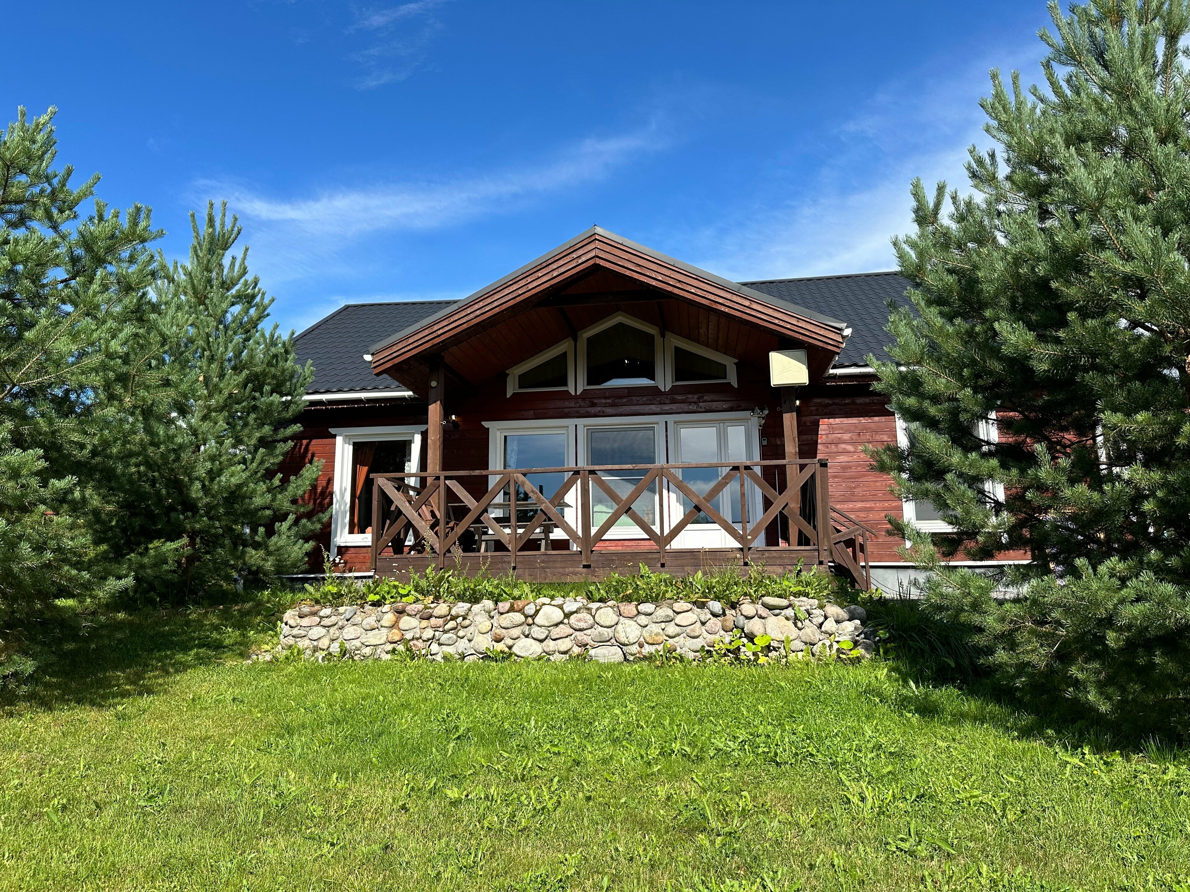 Коттедж с 4 спальнями, с сауной, 2 санузлами, на 8(+4) чел.