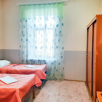 Бюджетный трехместный номер