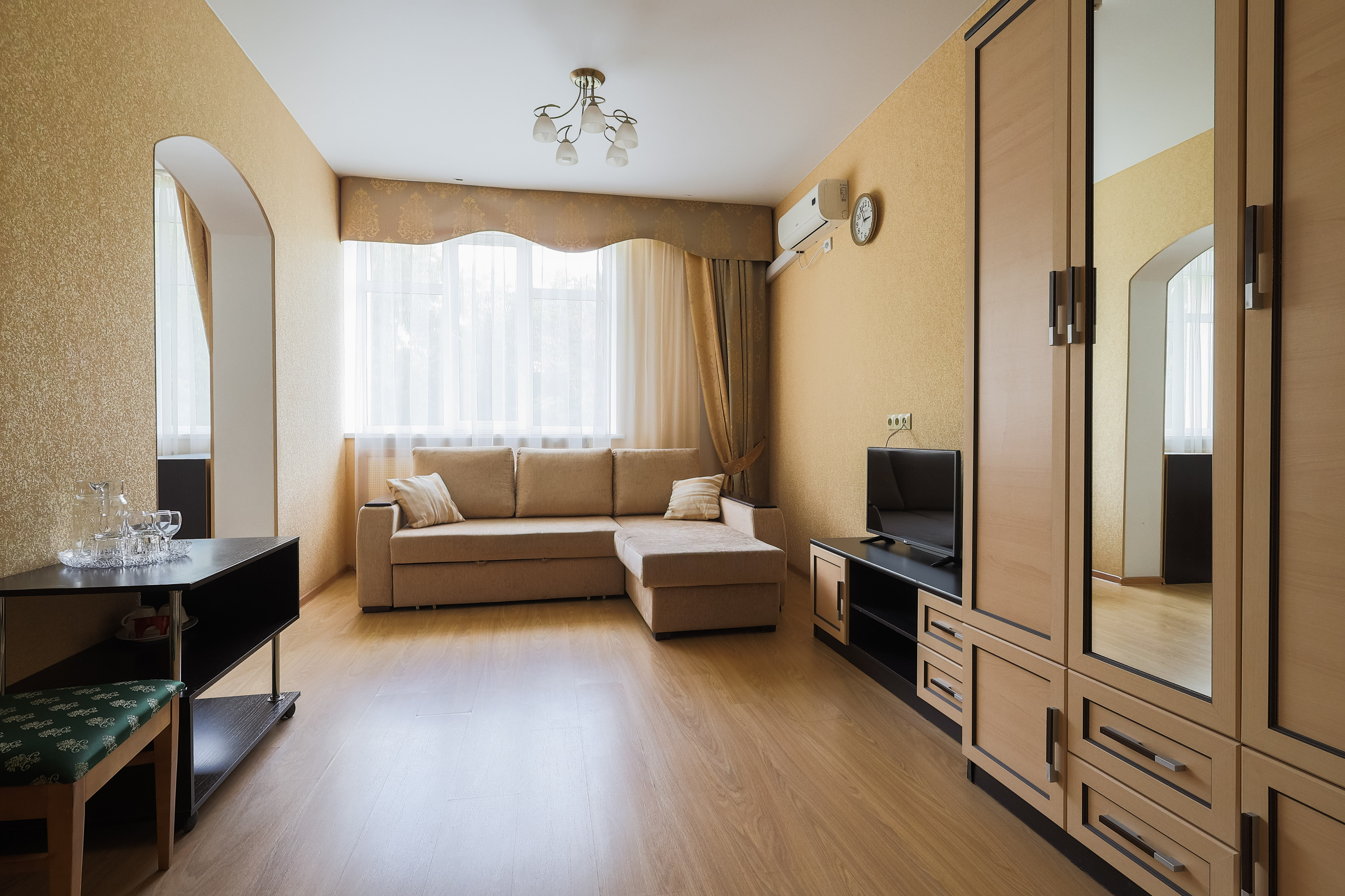 Большой двухместный номер с 1 кроватью