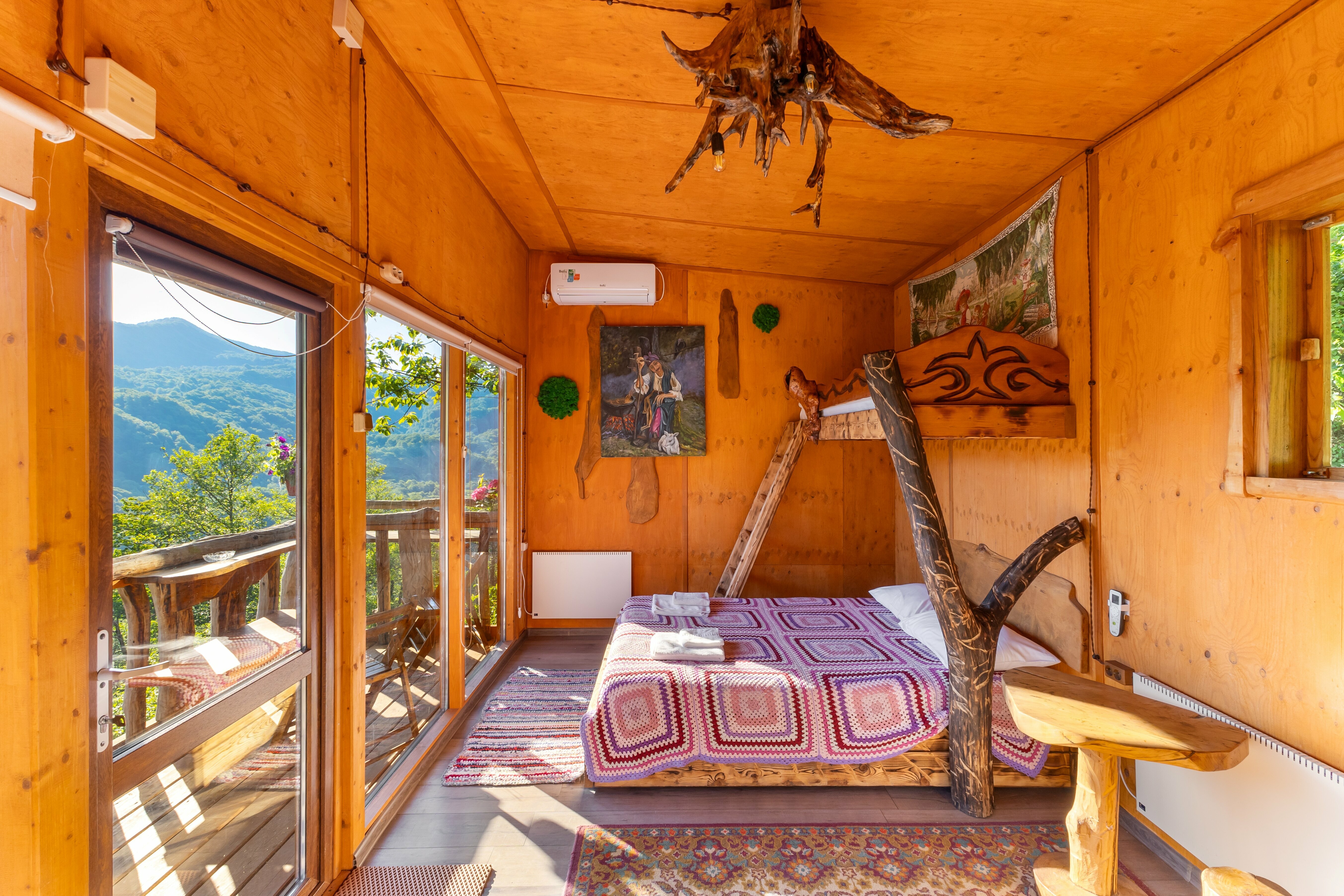 Коттедж с видом на горы