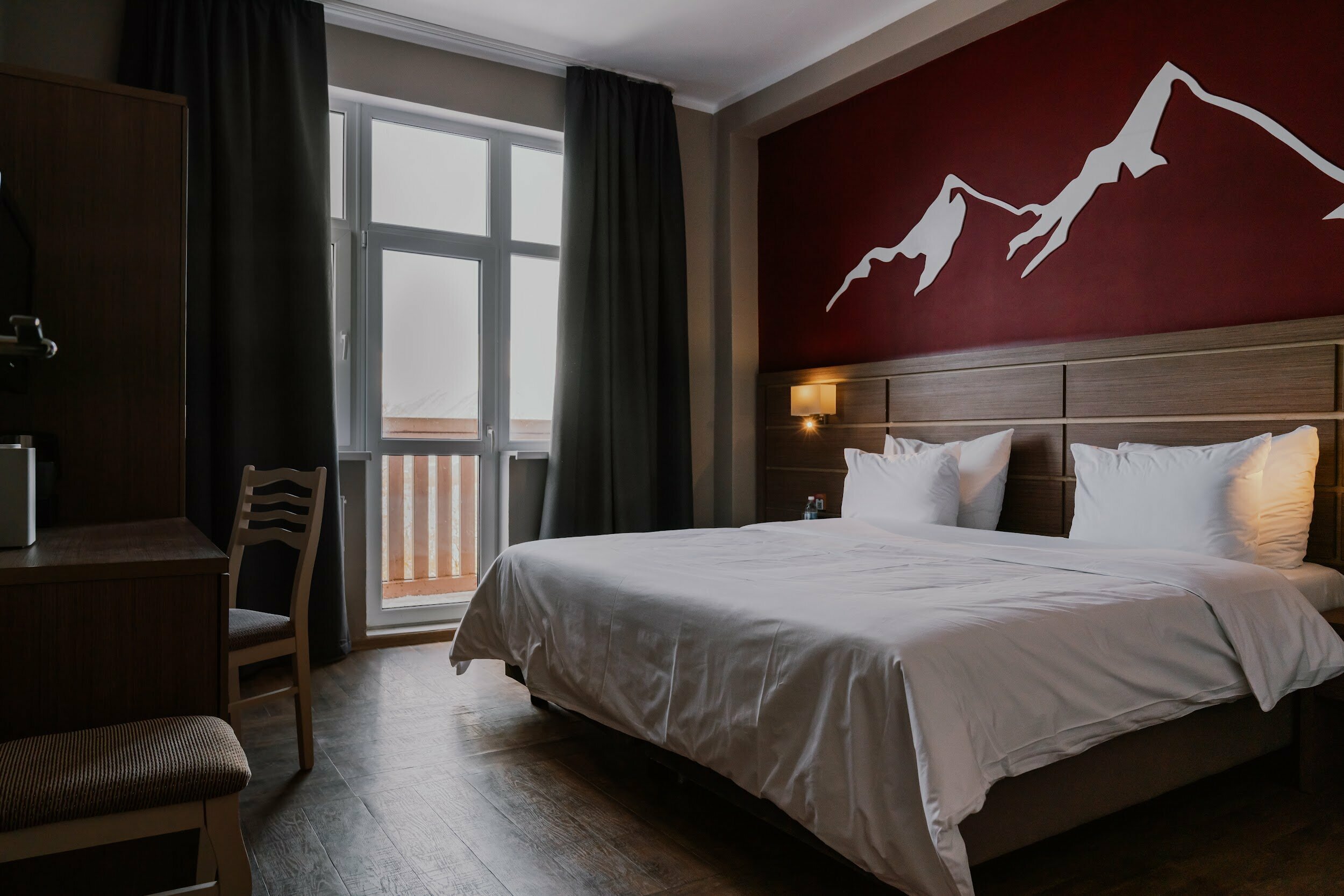 Стандарт с балконом и видом на горы