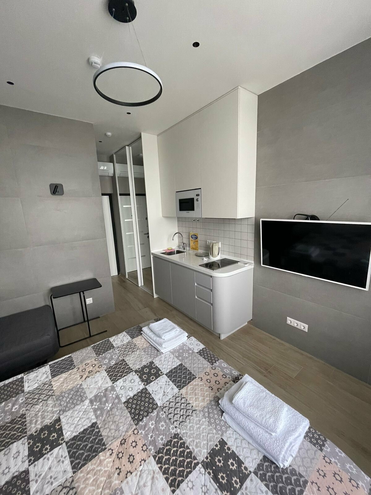 Улучшенный трехместный номер с видом на море