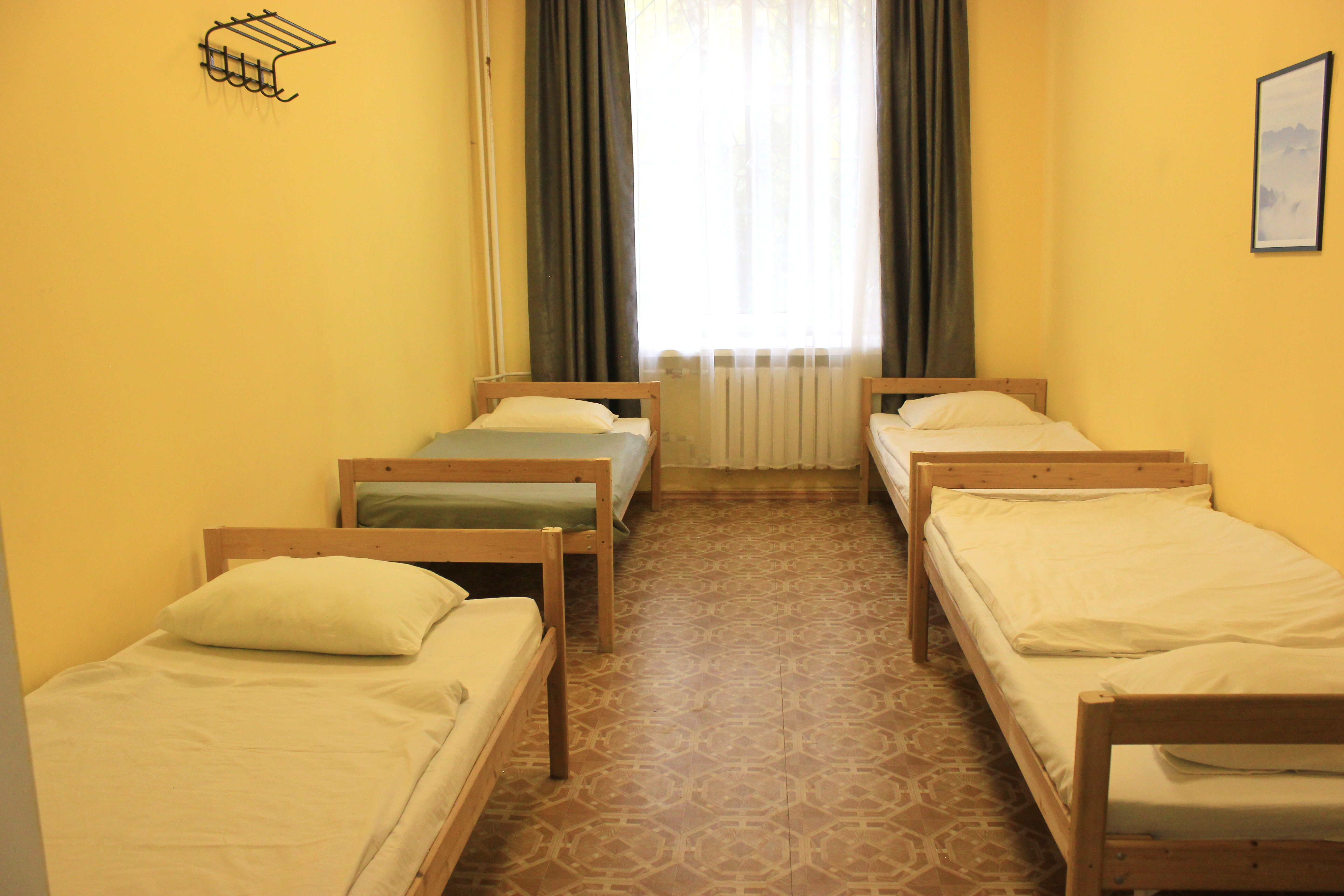 Четырехместный номер эконом-класса