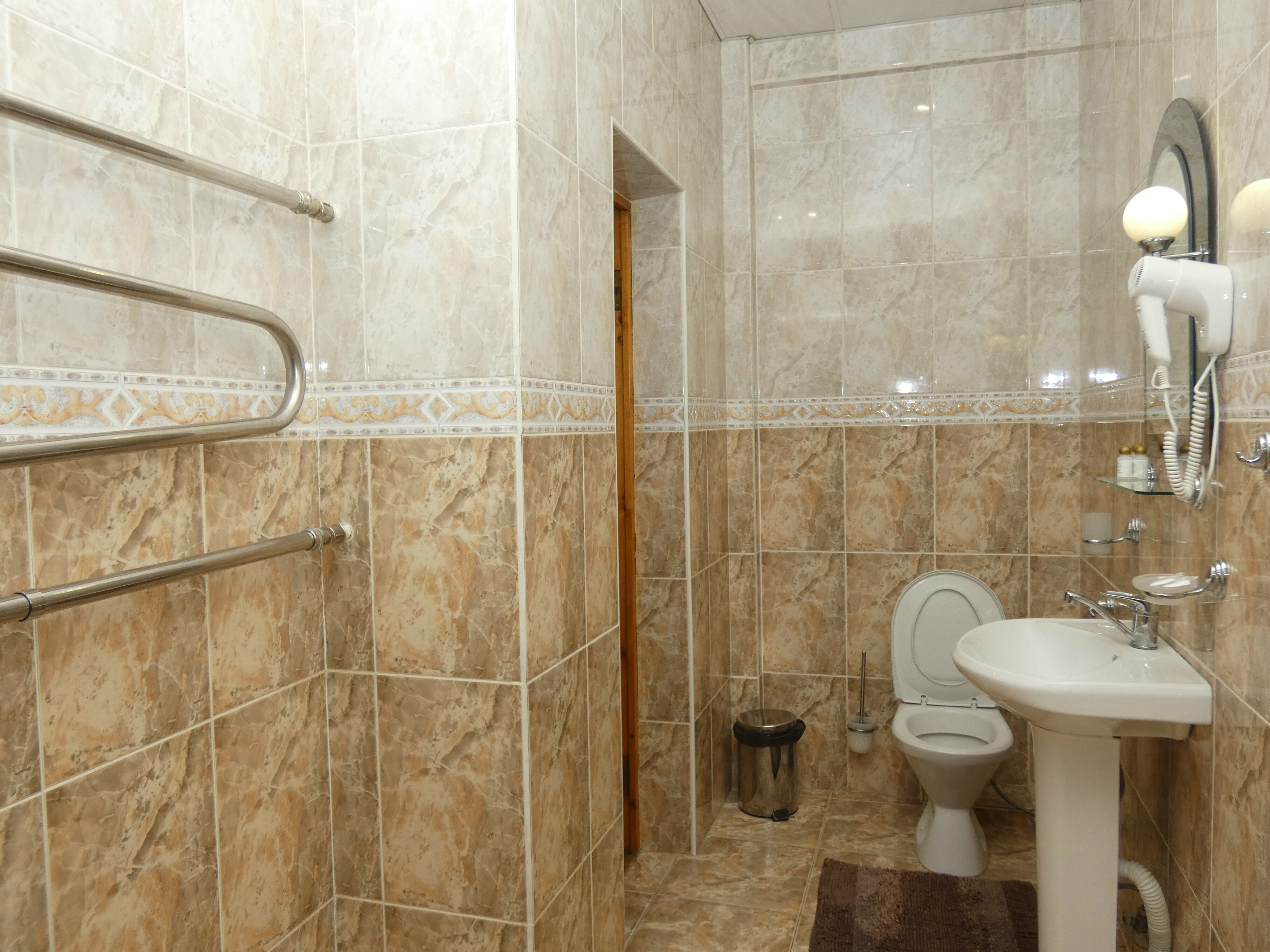 Двухместный номер с 2 отдельными кроватями и ванной