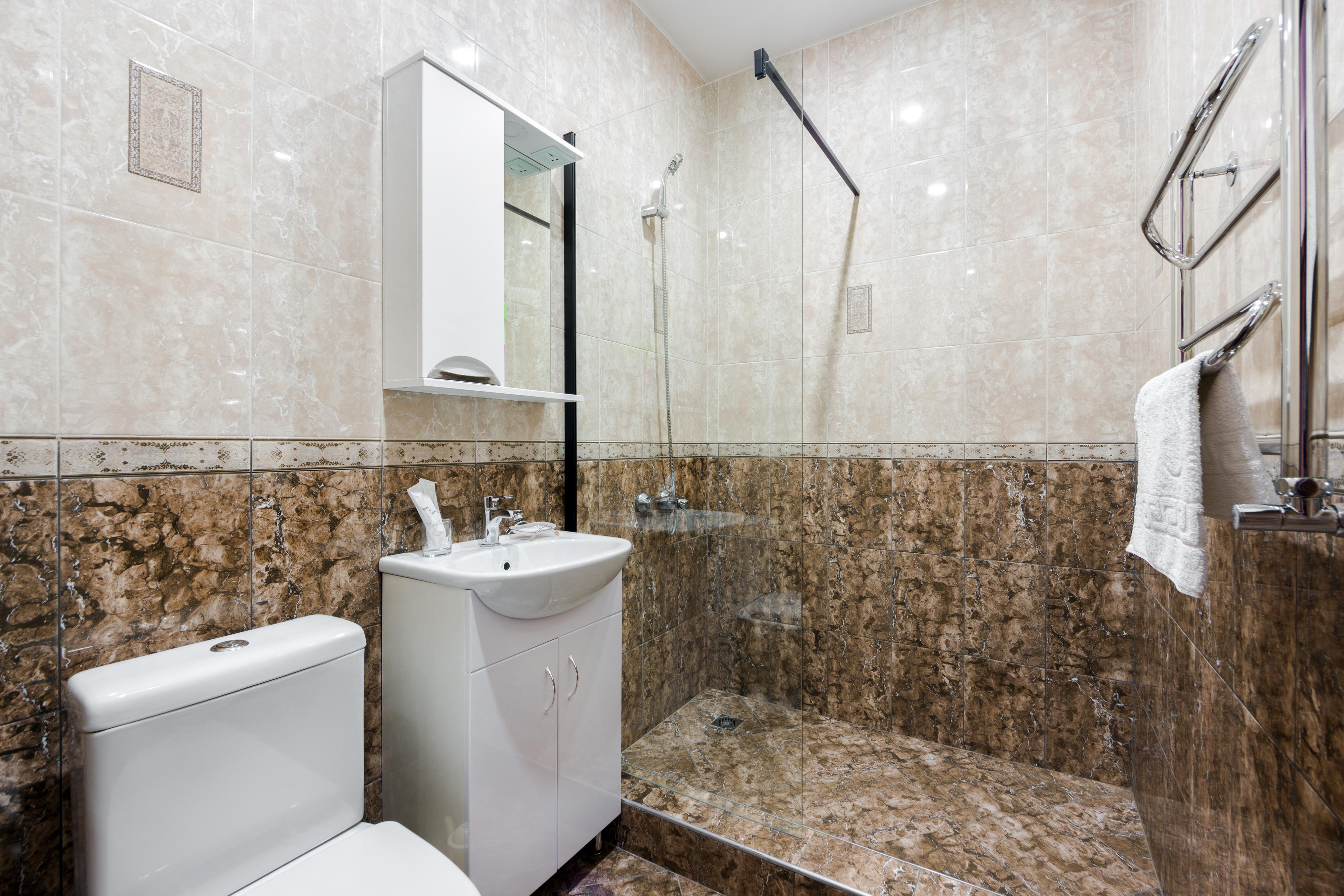 Небольшой двухместный номер с 2 отдельными кроватями