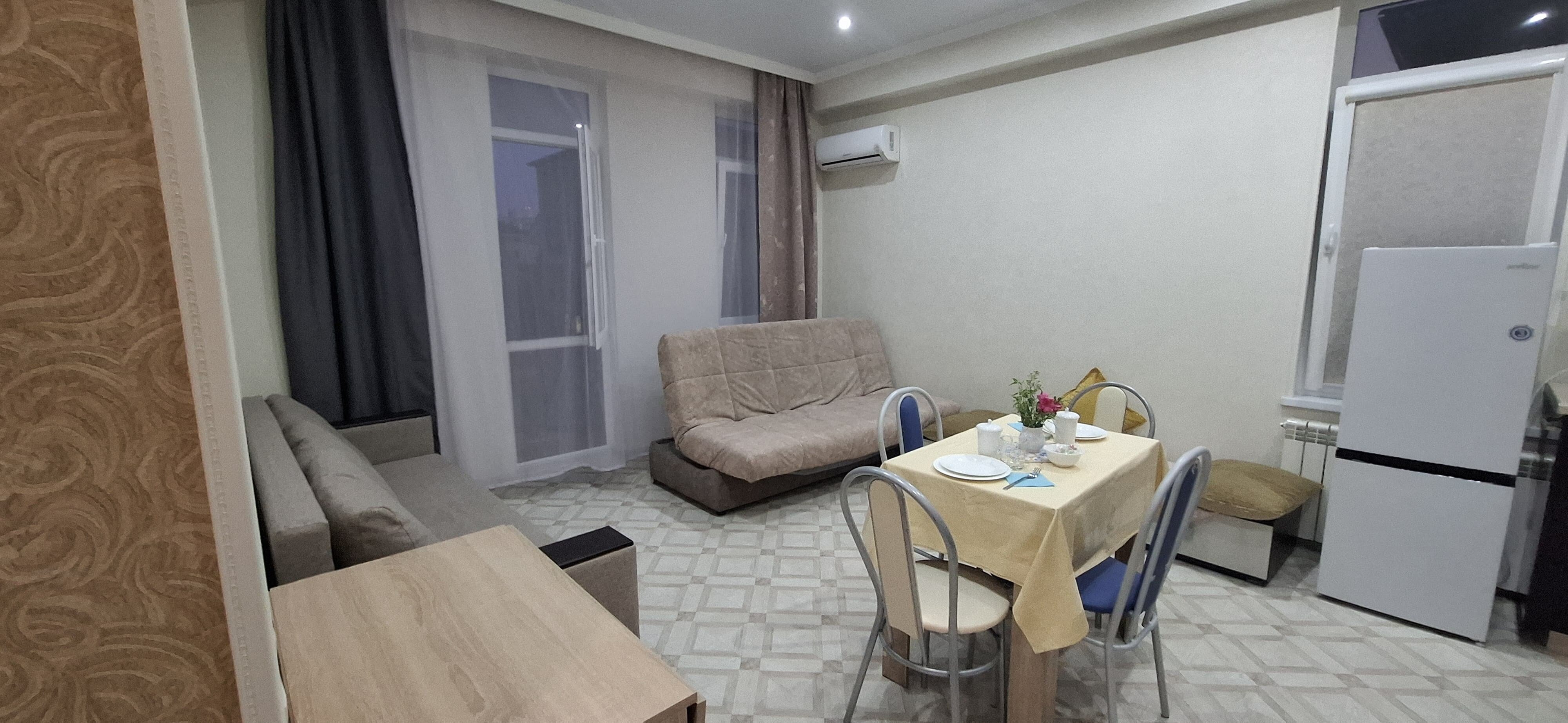 Четырехместный номер с ванной комнатой