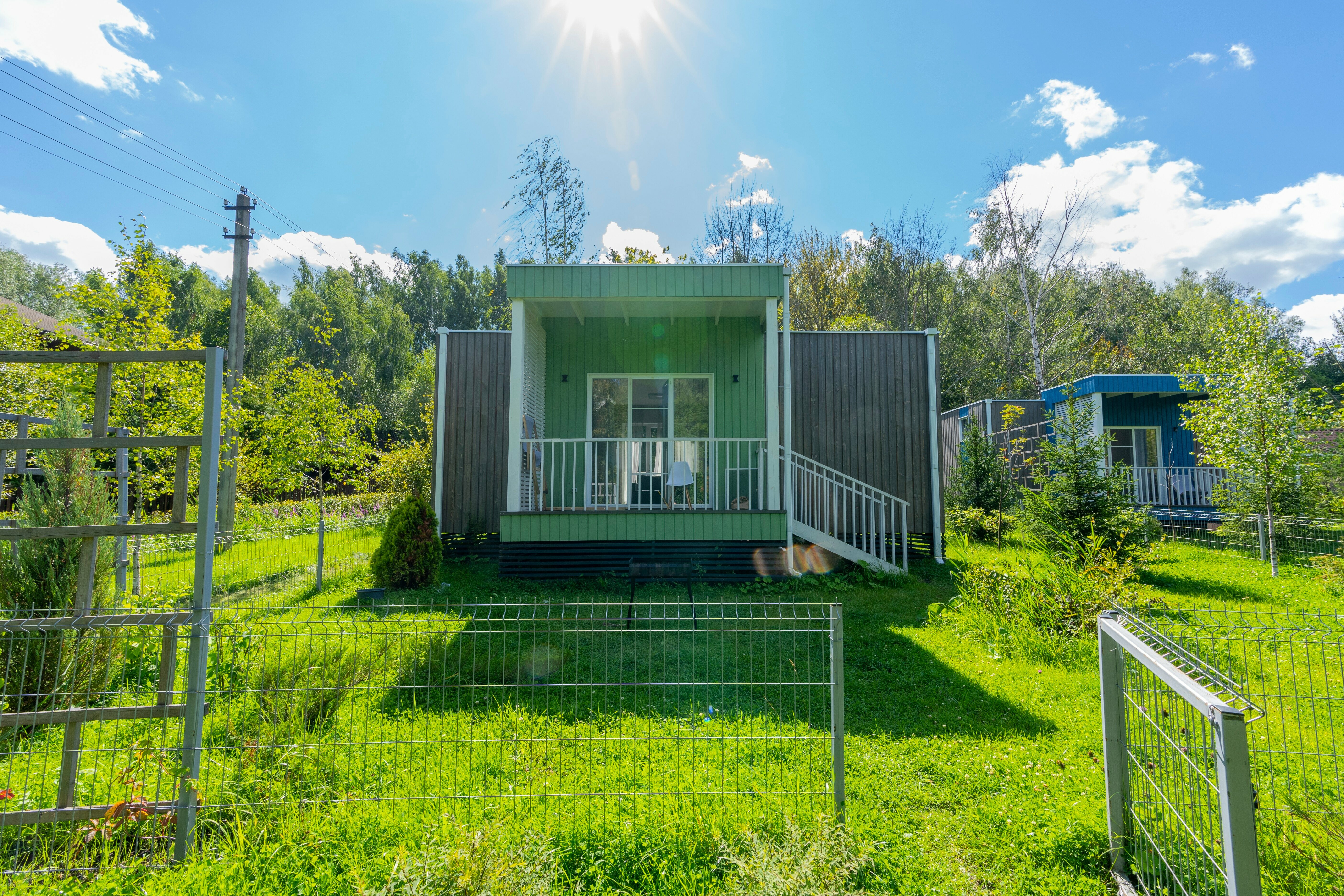 Семейный номер с видом на сад