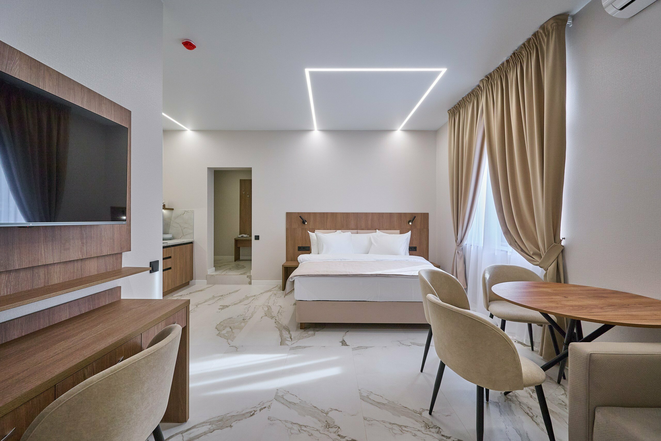 Трехместный номер Делюкс