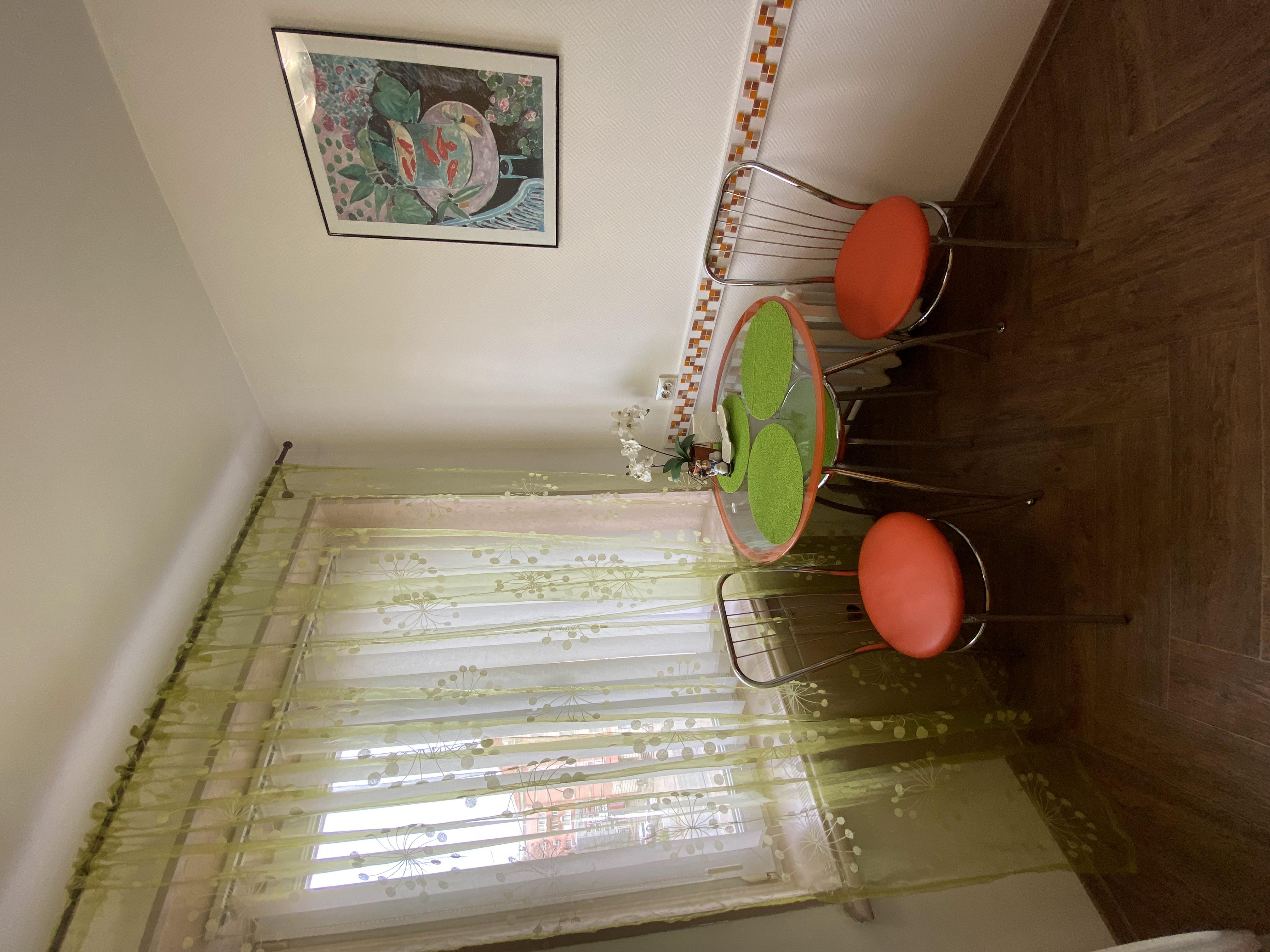 Cемейный номер с собственной ванной комнатой