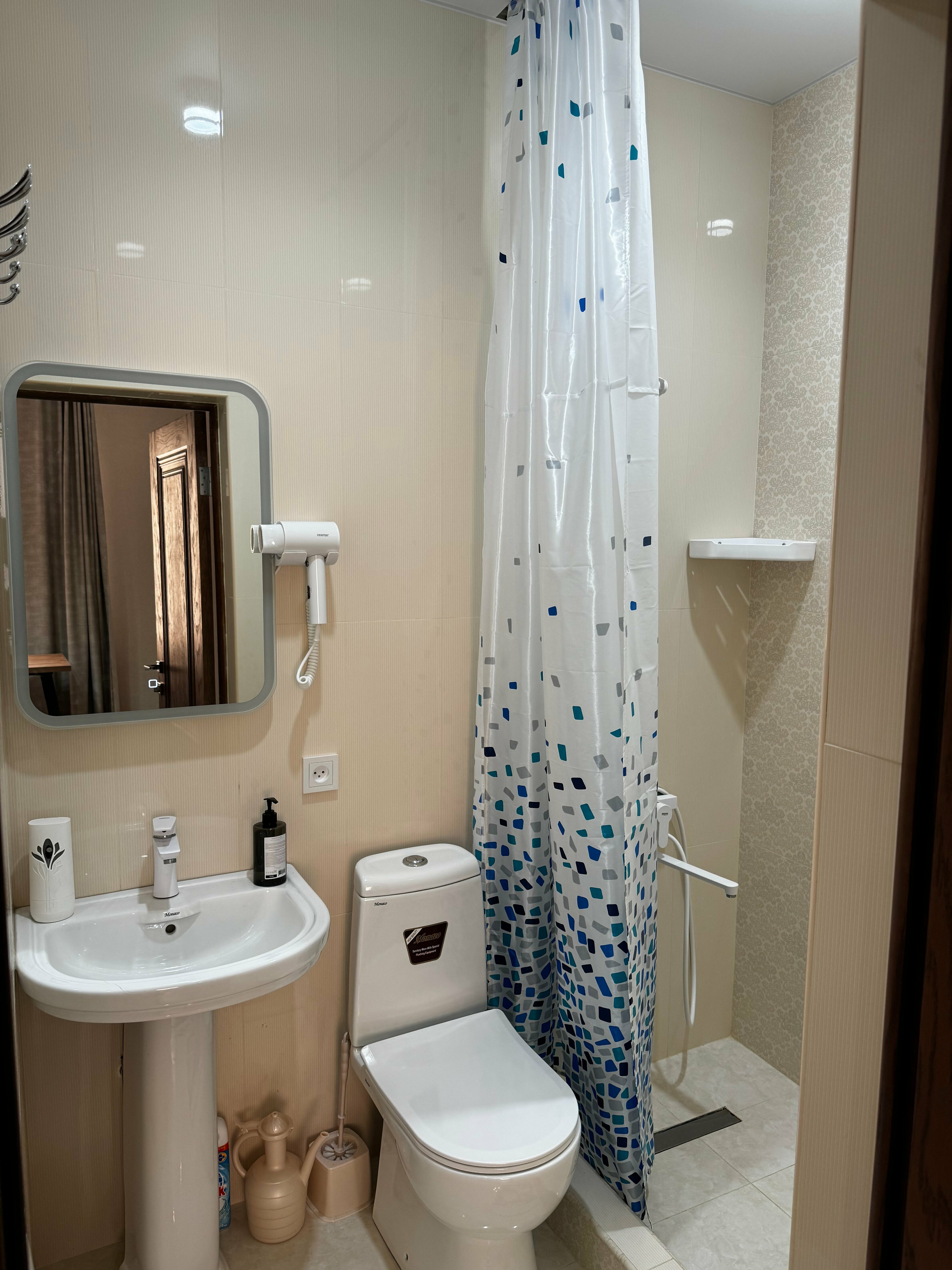 Улучшенный люкс с кроватью размера «king-size»