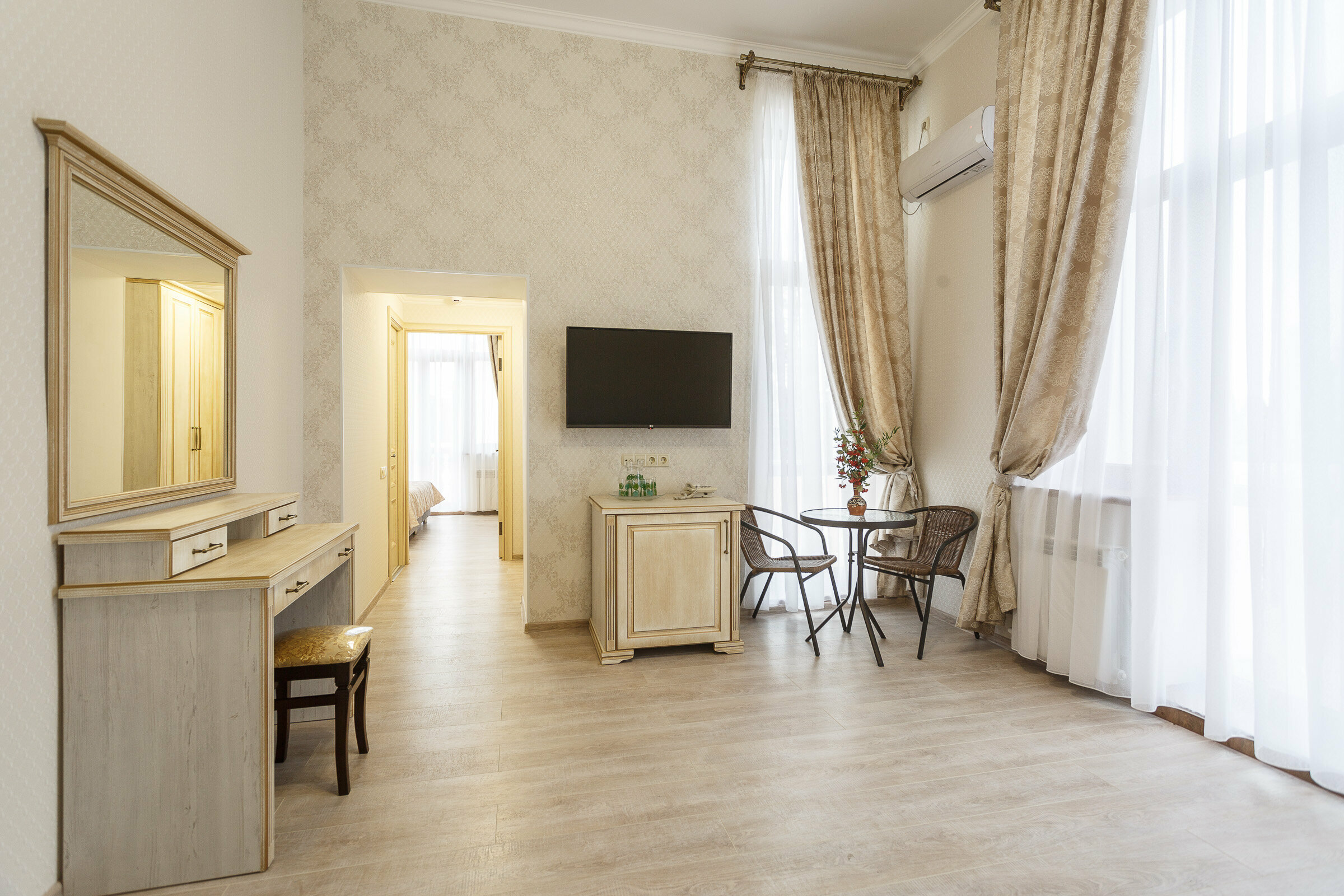 Люкс с балконом