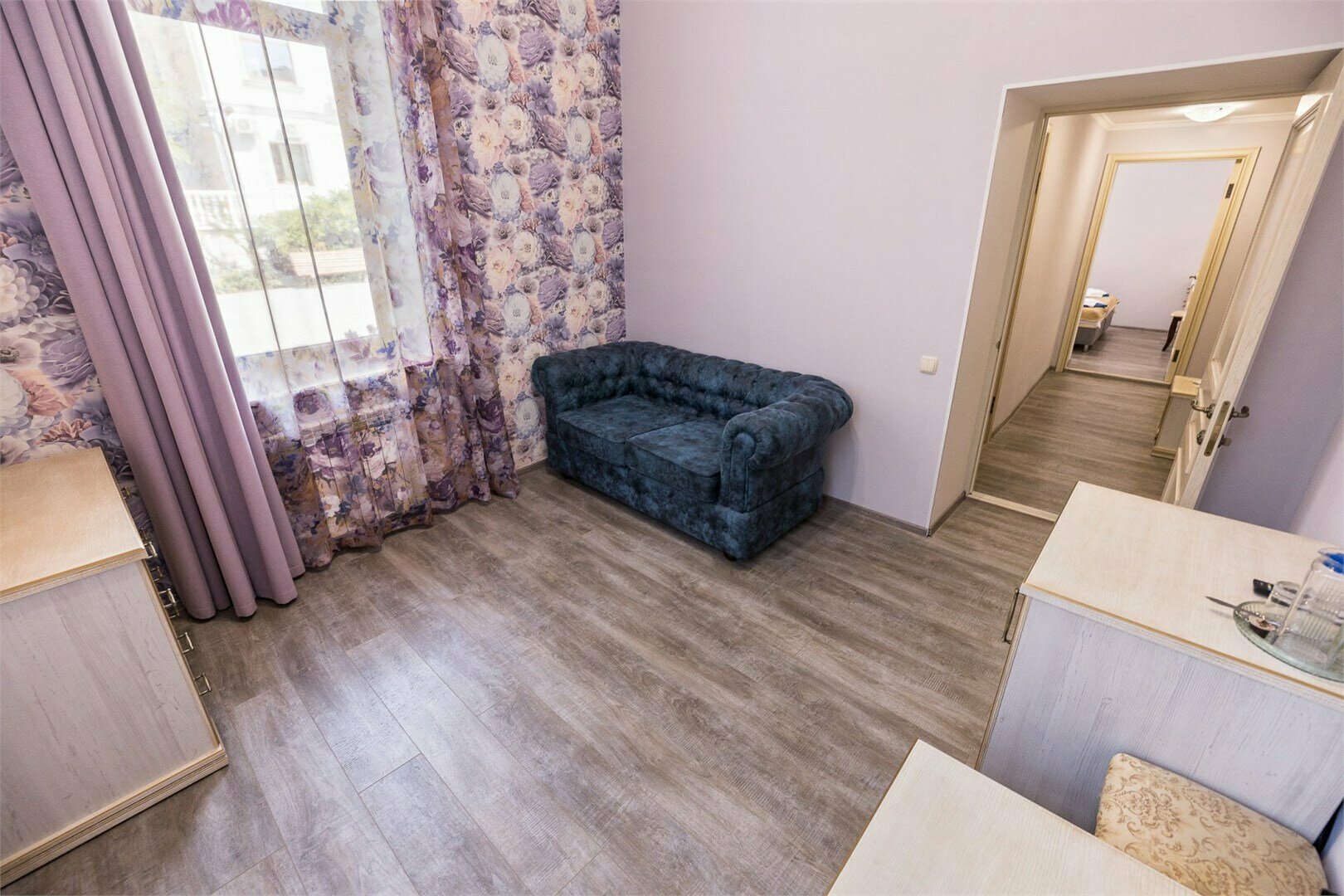 Улучшенный двухместный номер с 2 отдельными кроватями