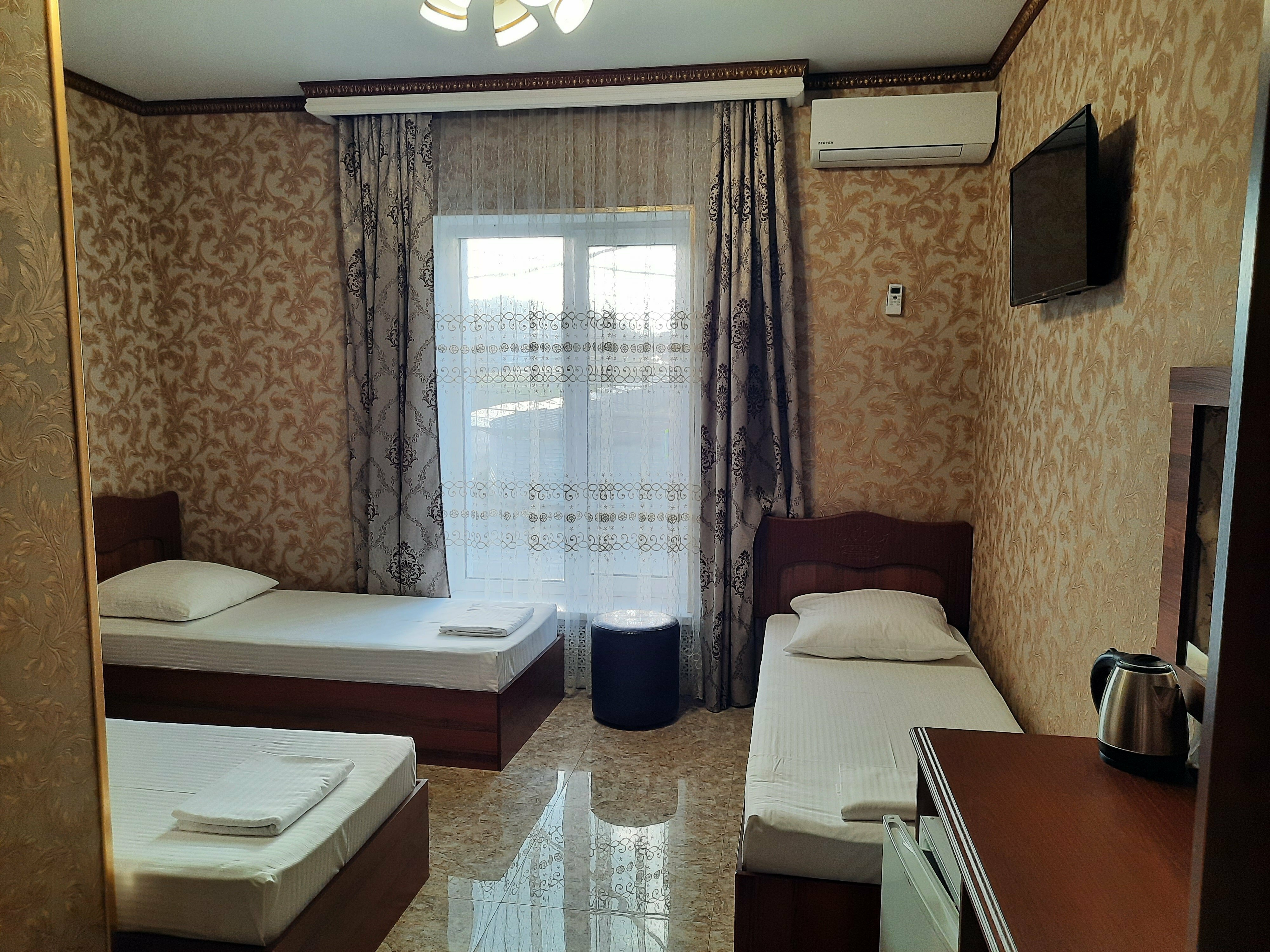 Классический трехместный номер