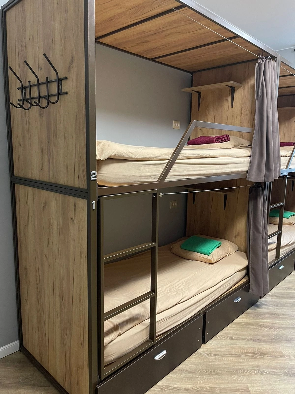 Общий 6-местный номер для мужчин и женщин