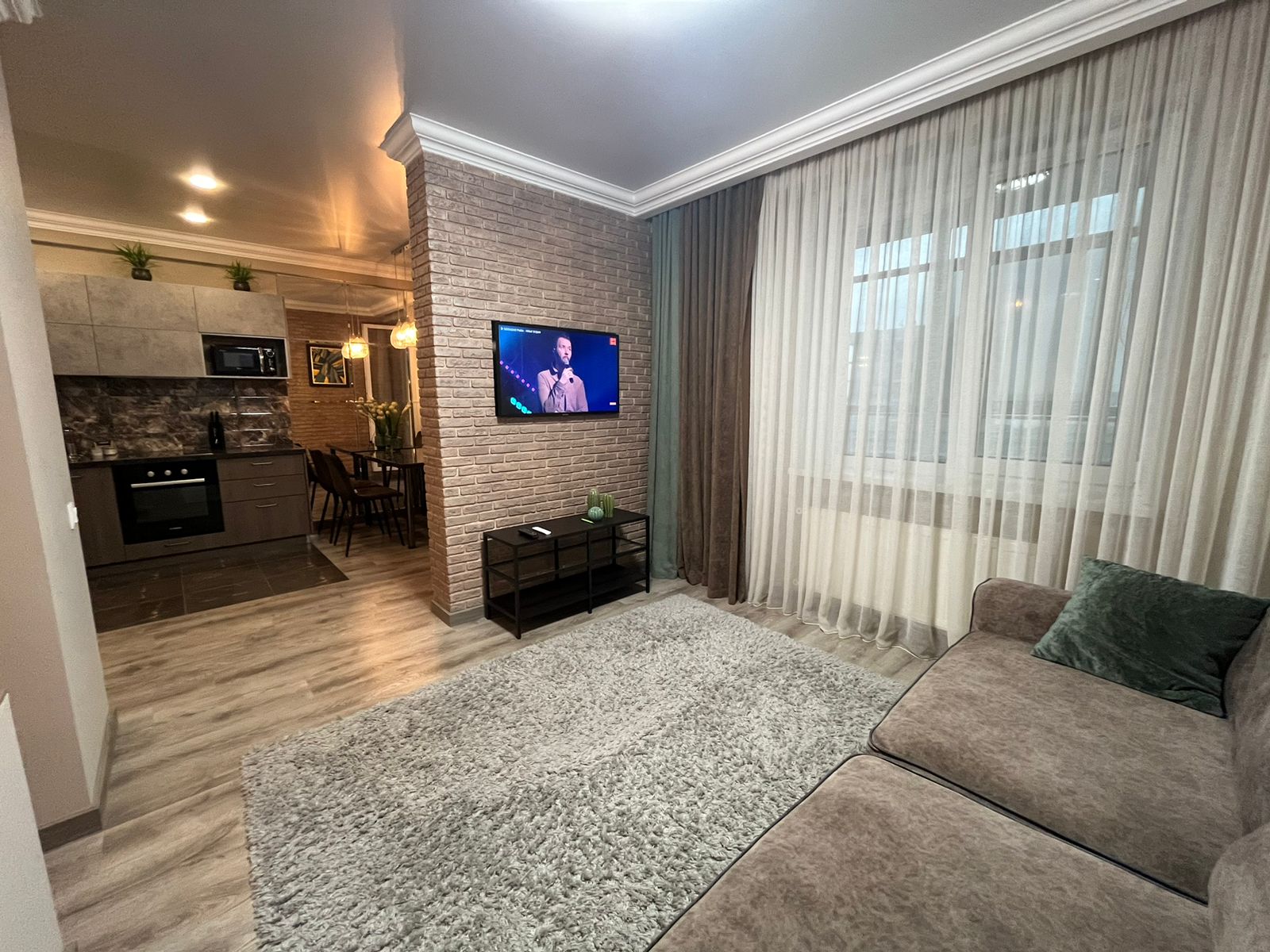 Люкс с балконом