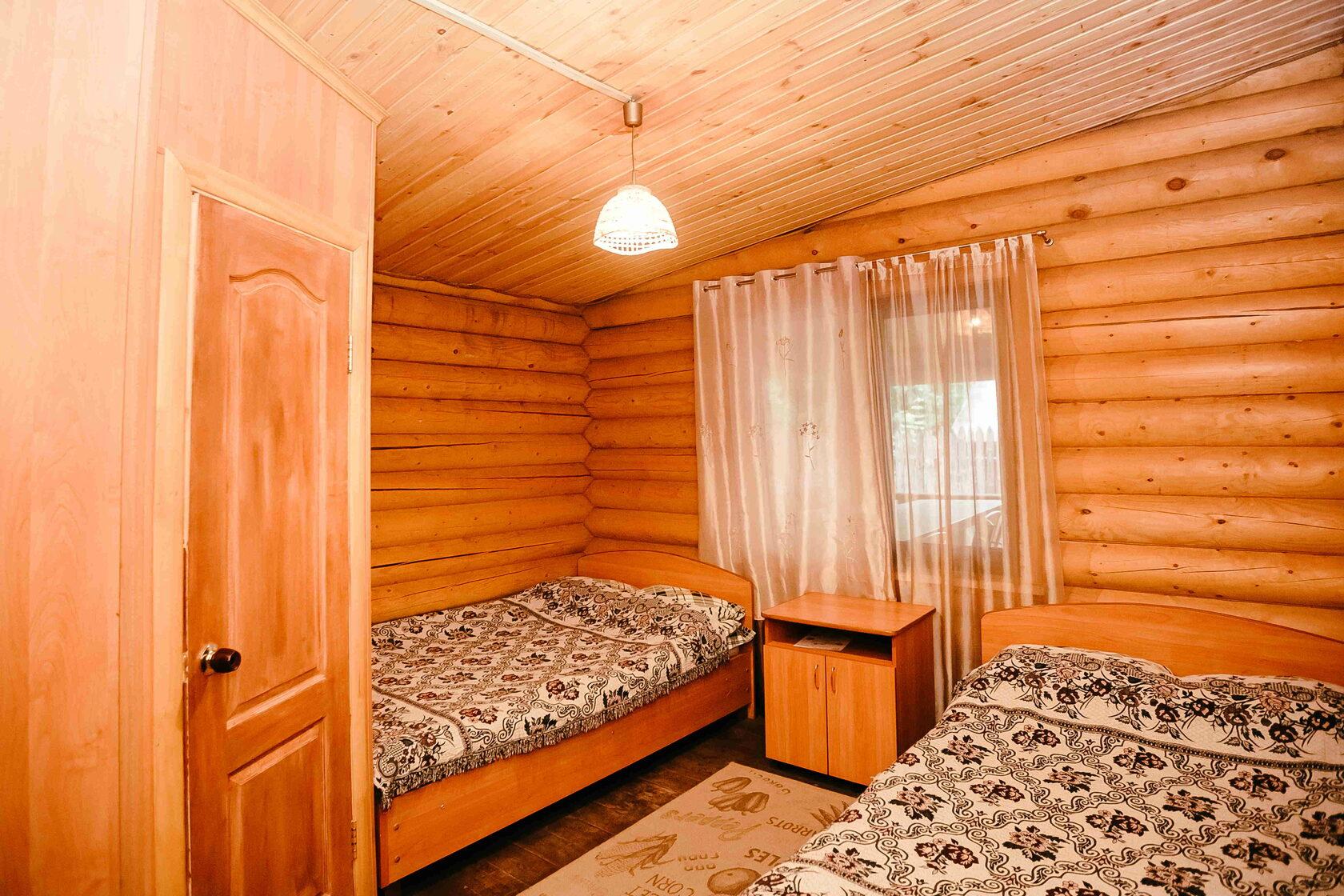 Четырехместный номер эконом-класса