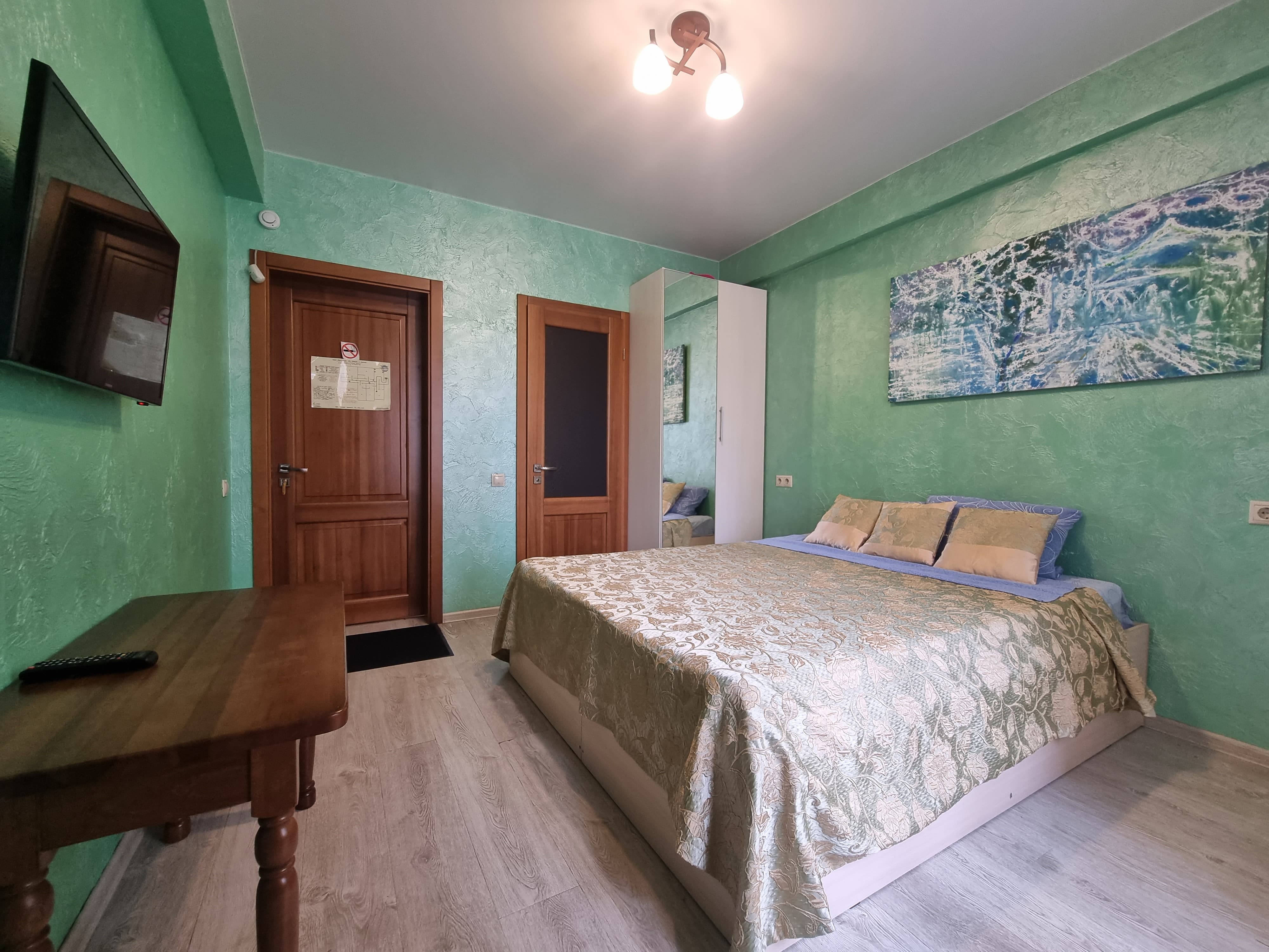 Двухместный номер с 1 кроватью и собственной ванной комнатой