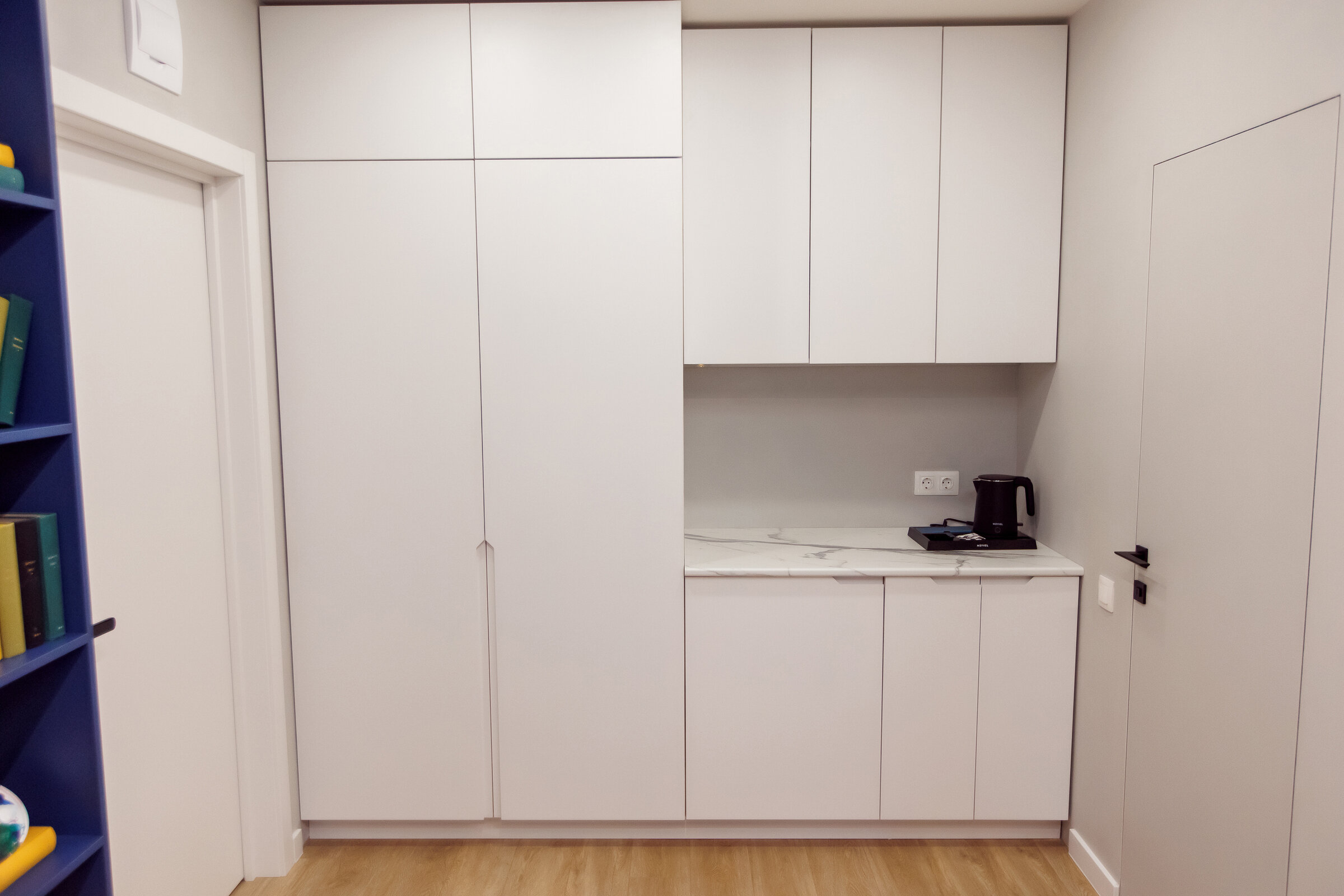 Двухместный номер  "Моне" с дополнительным спальным местом (кресло-кровать)