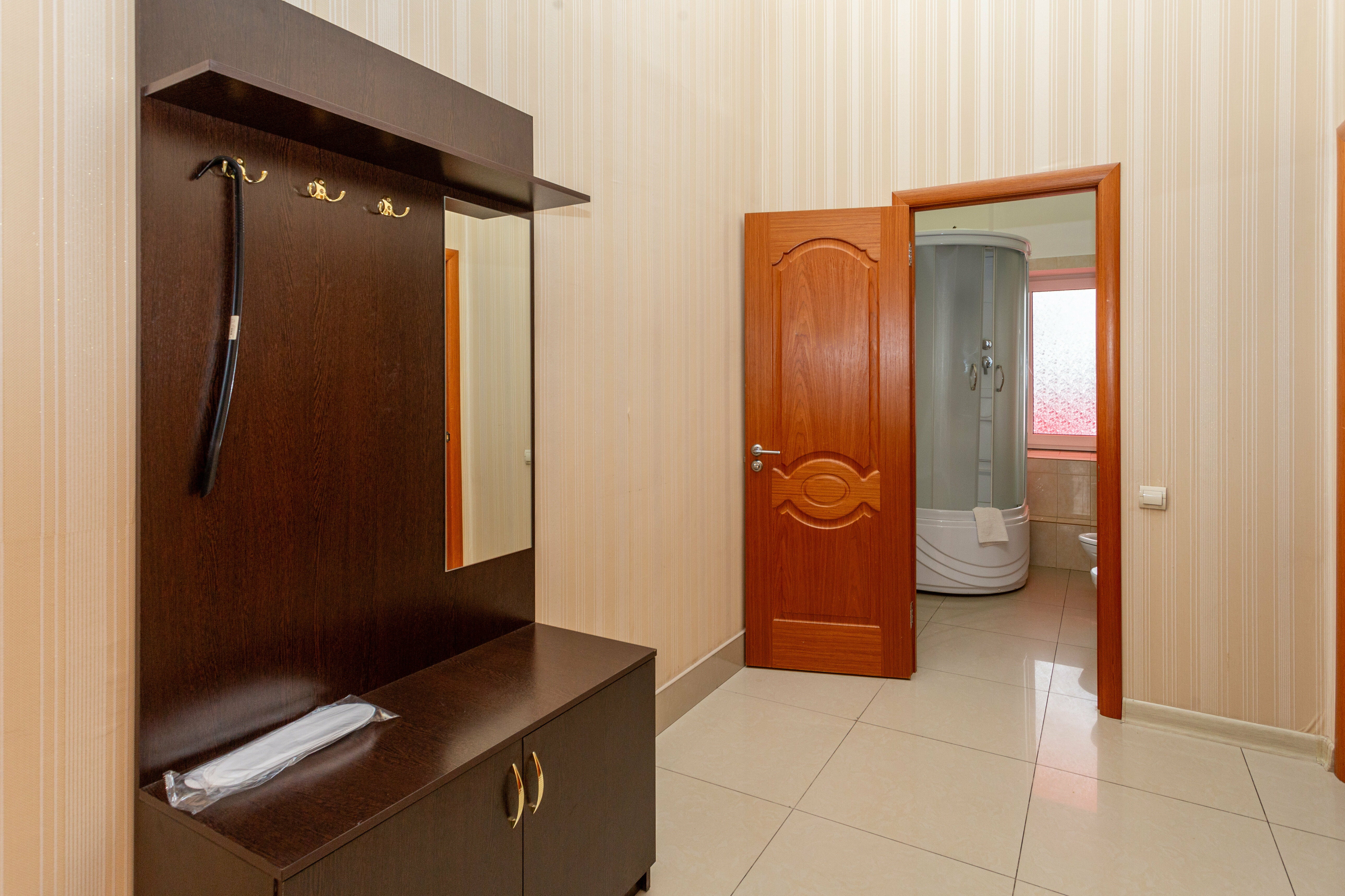 Люкс с кроватью размера «king-size» и балконом