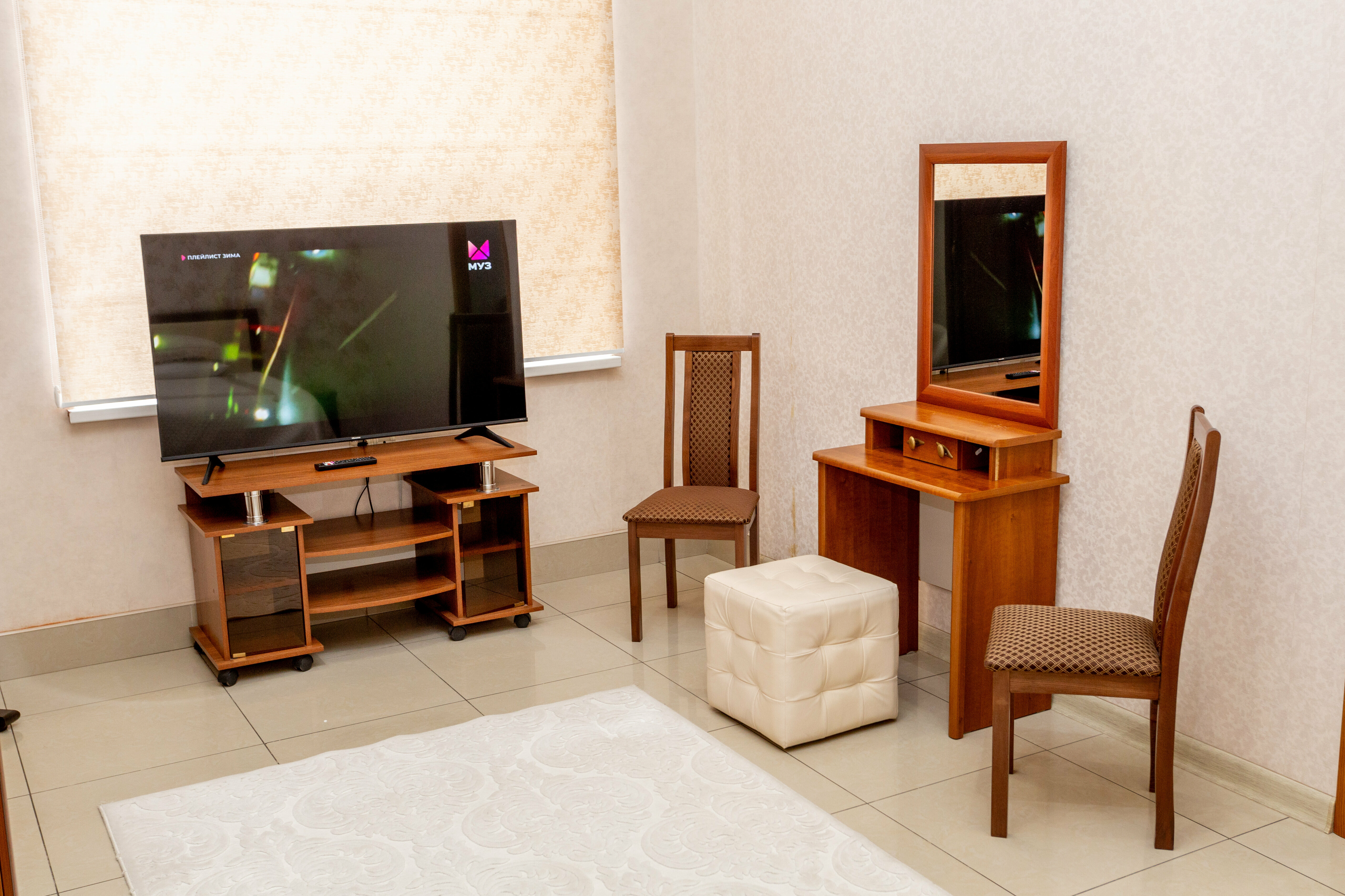 Люкс с кроватью размера "queen-size" и гидромассажной ванной