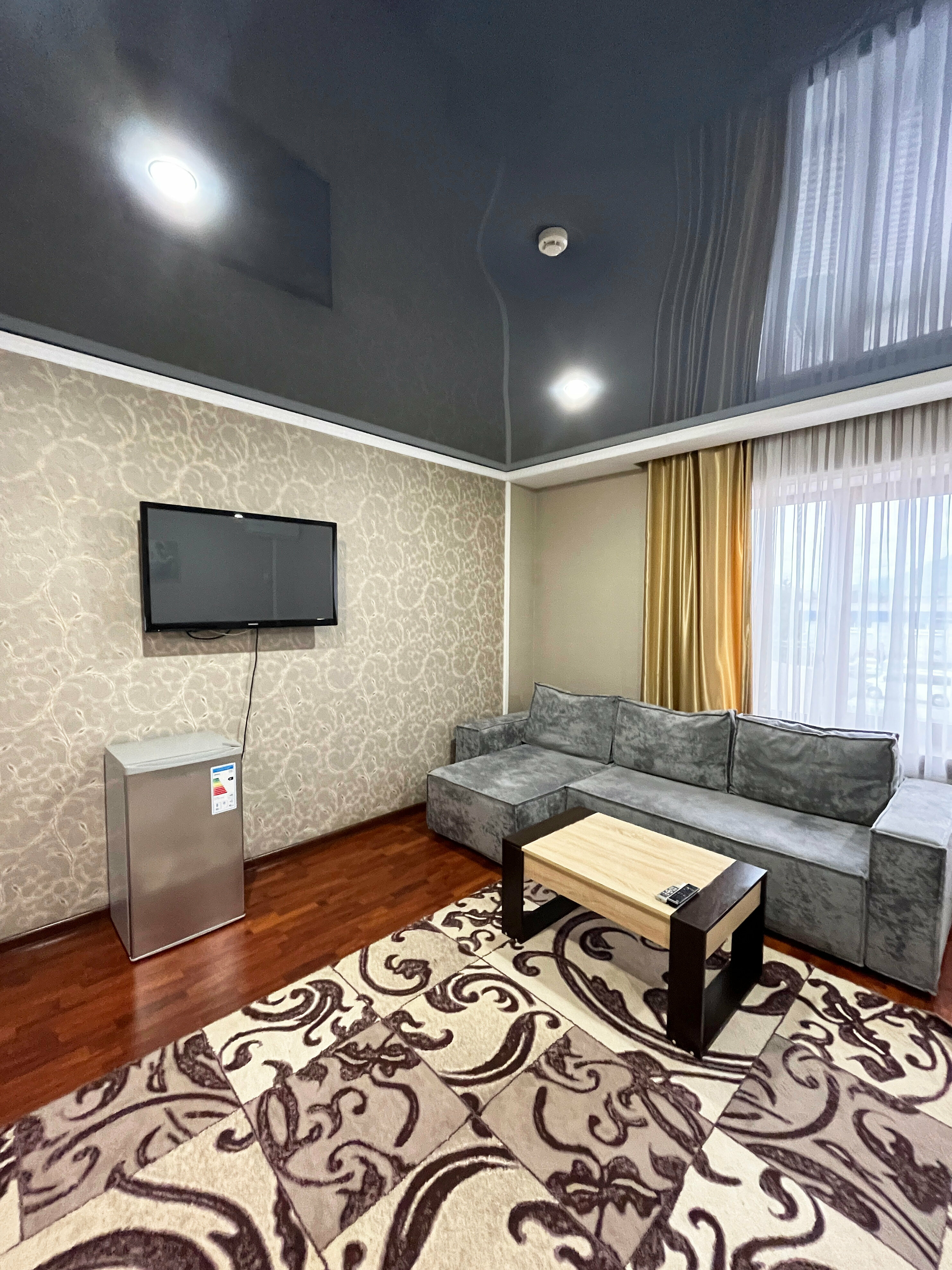 Трехместный номер с душем