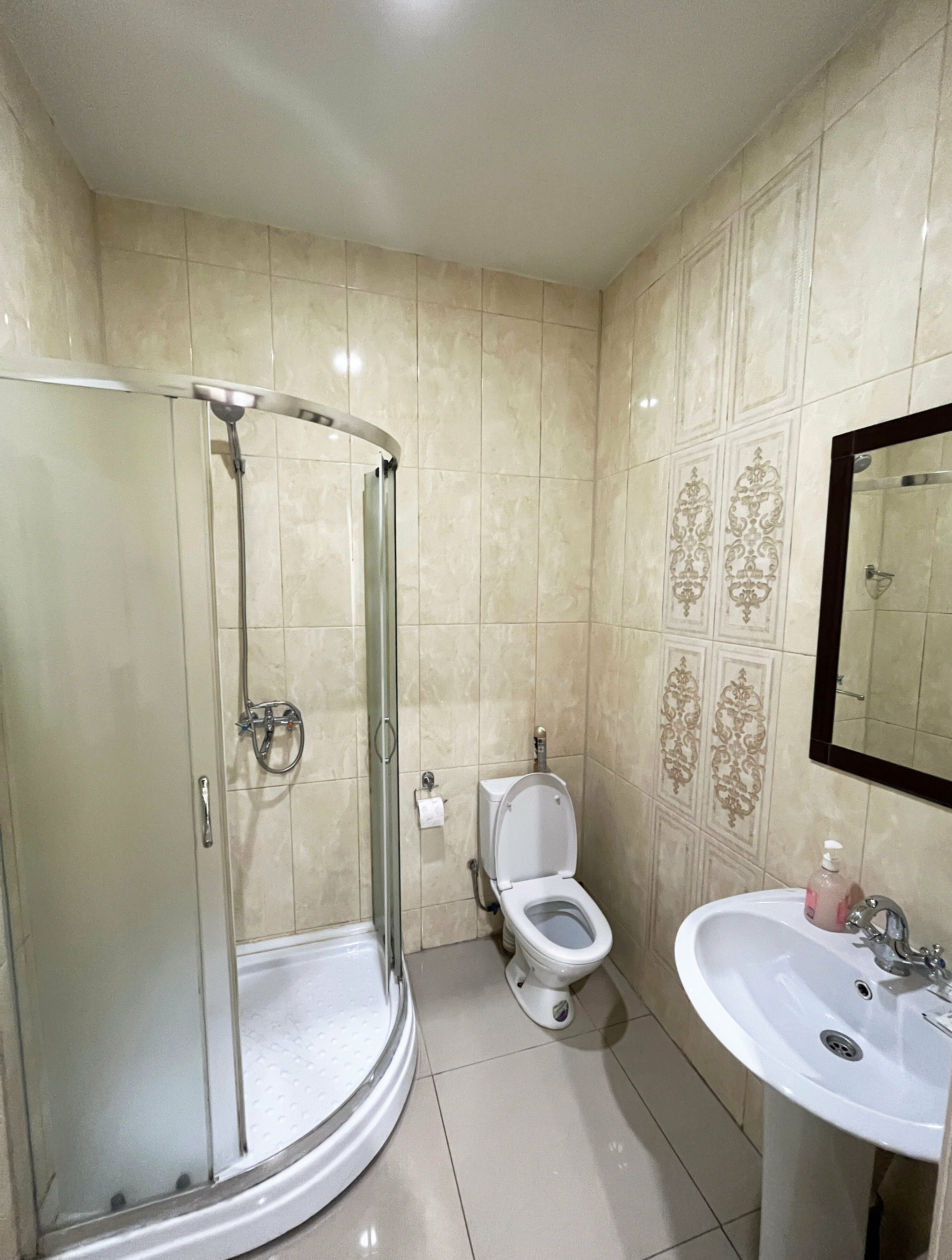 Улучшенный номер с кроватью размера «queen-size»