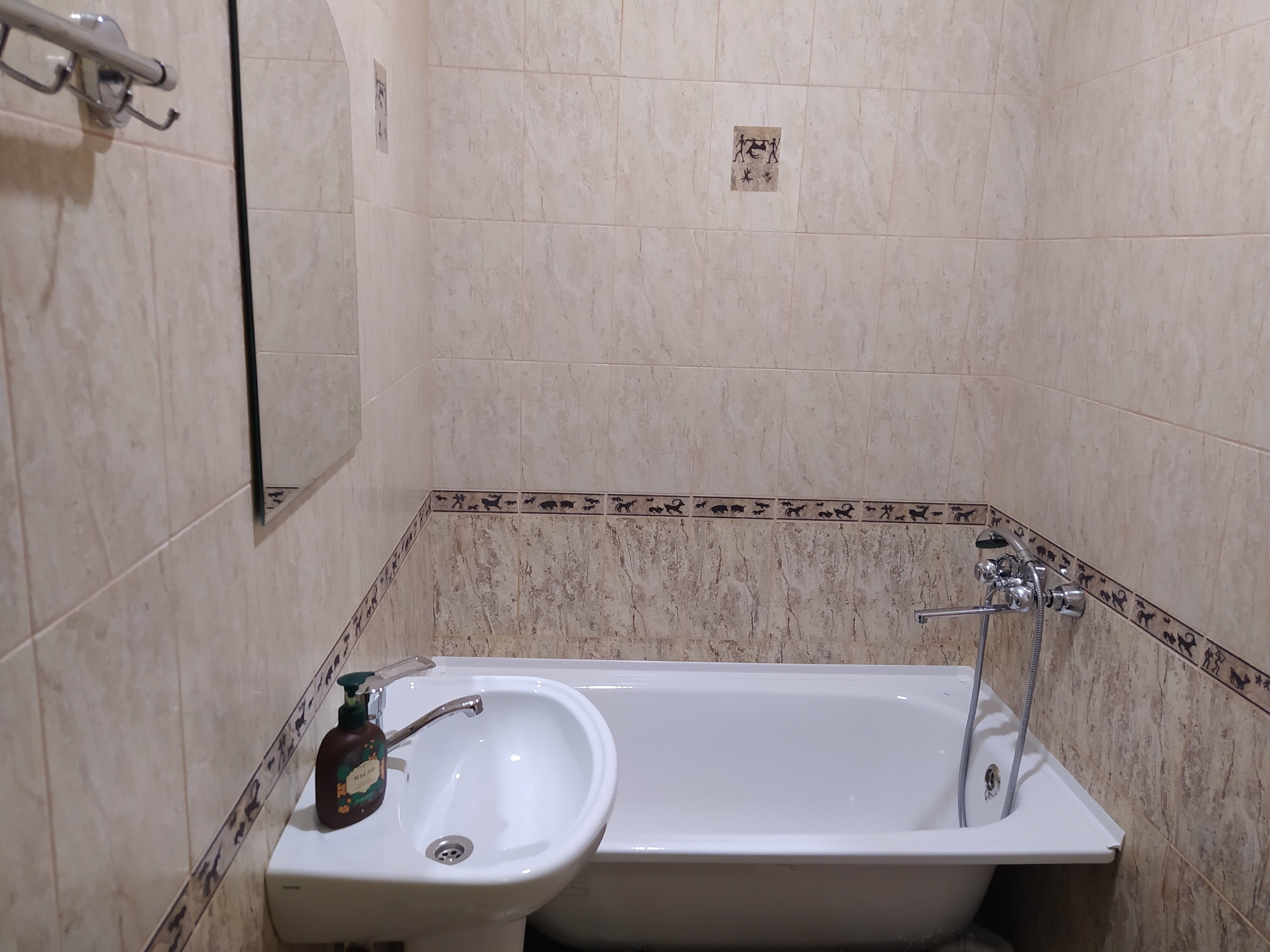 Двухместный номер с 2 отдельными кроватями и балконом