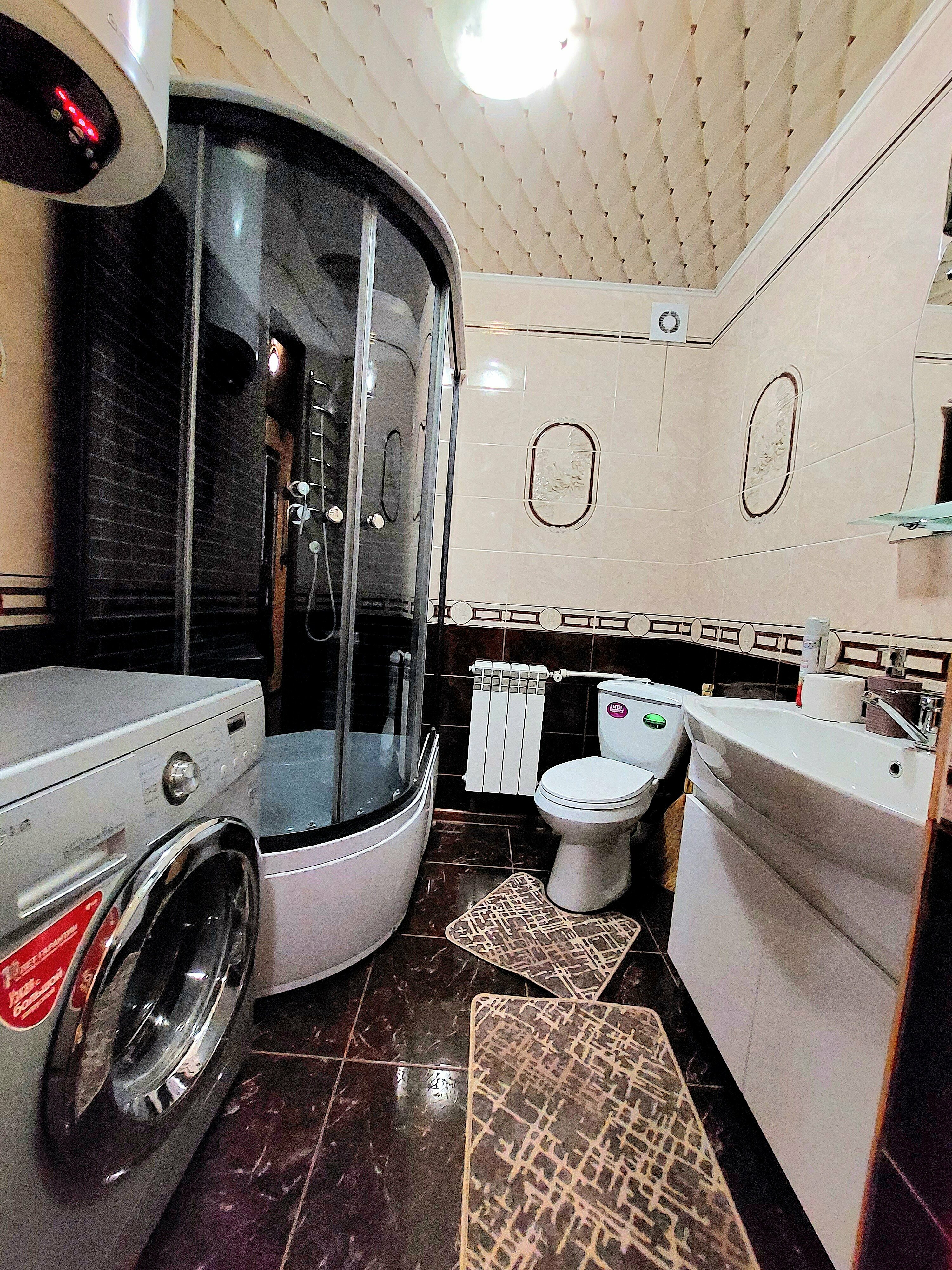 Семейный номер с видом на горы