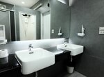8-Bed En-Suite Room в Wayha Hostel Don Mueang Airport