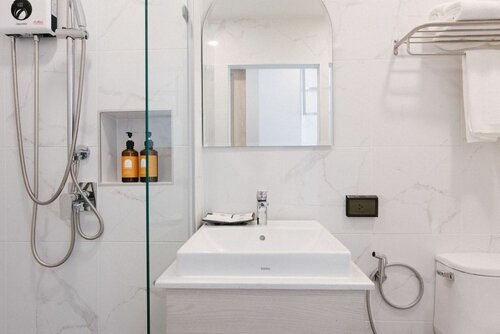 Superior Twin Room-Non-Smoking в Nappiness Hotel