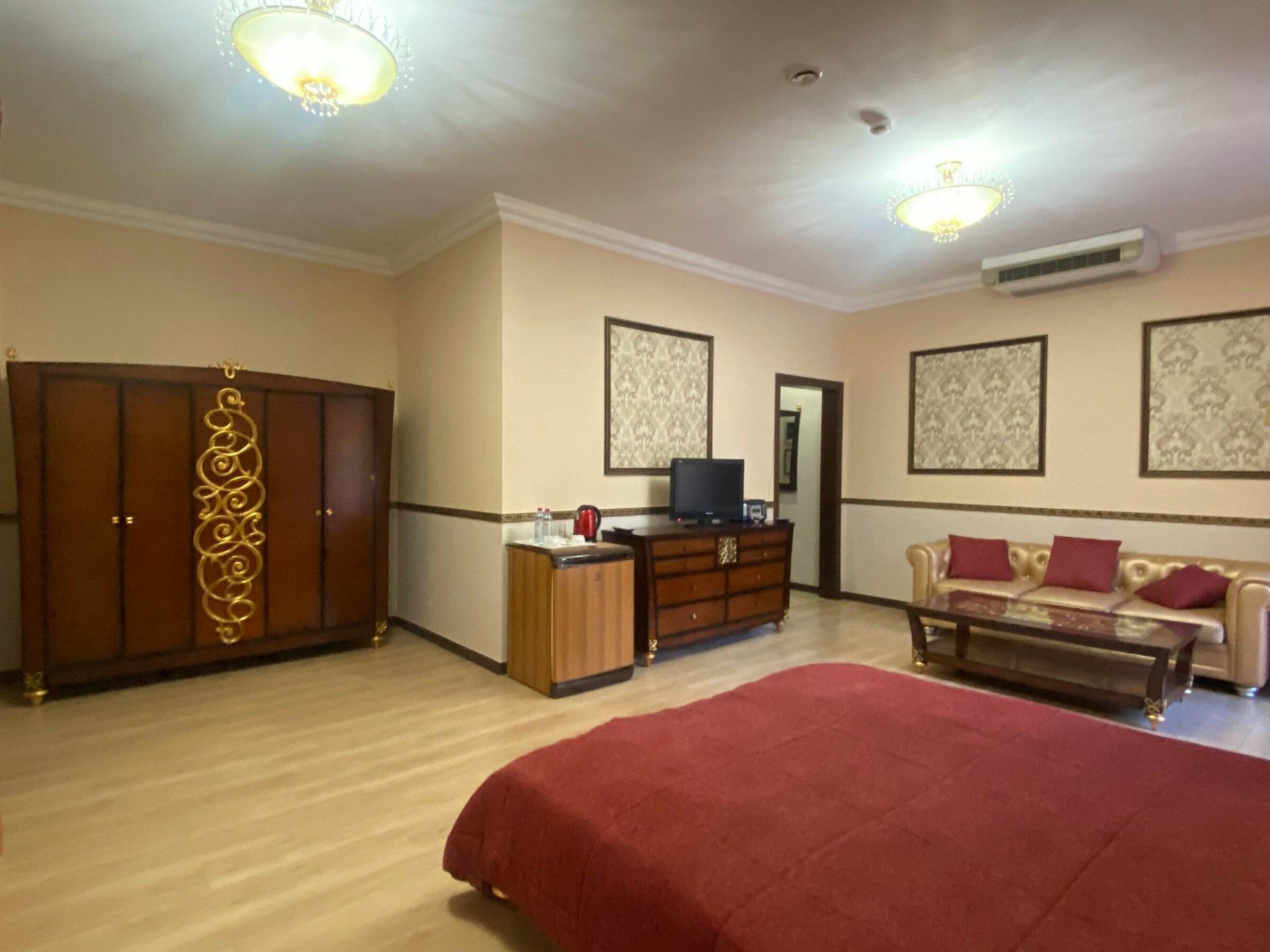 Большой двухместный номер с 1 кроватью