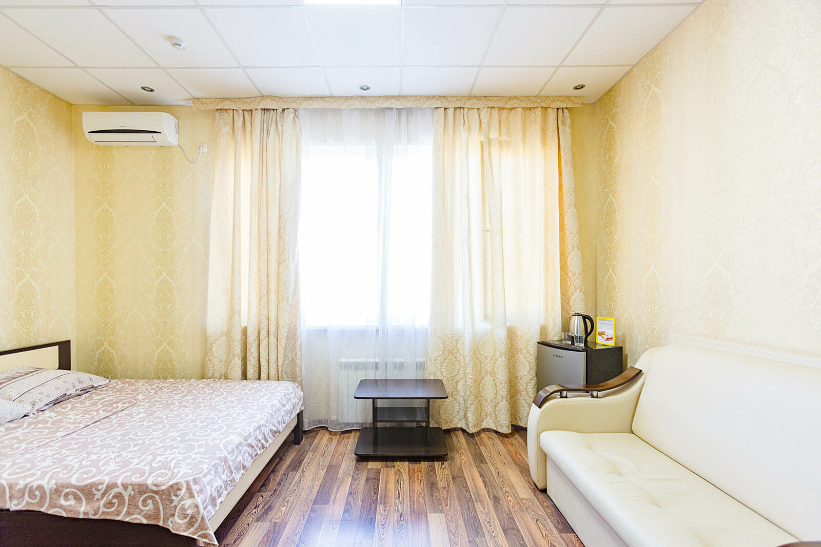 Улучшенный трехместный номер